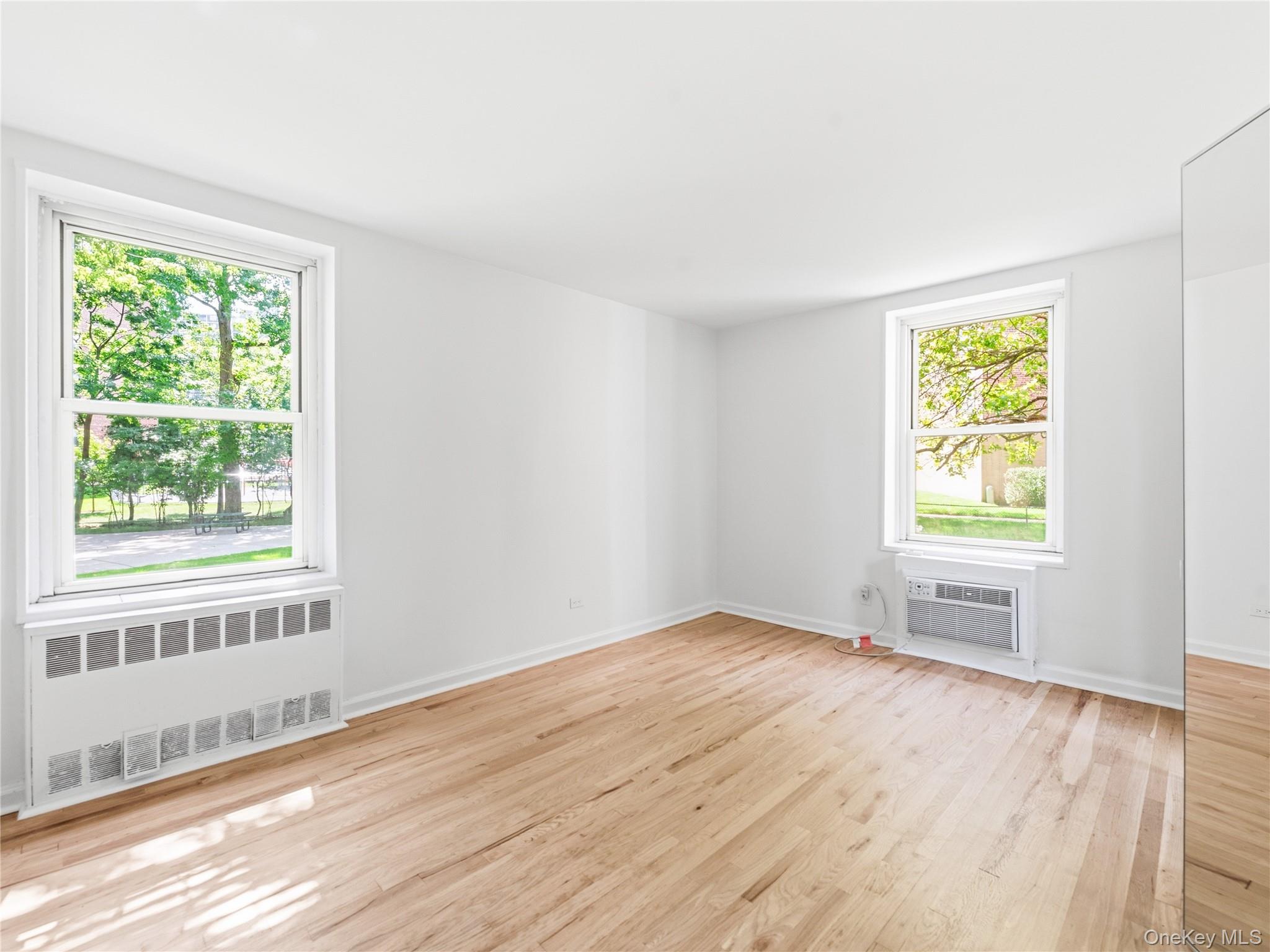 1850 211th Street 1j Property Photo 6