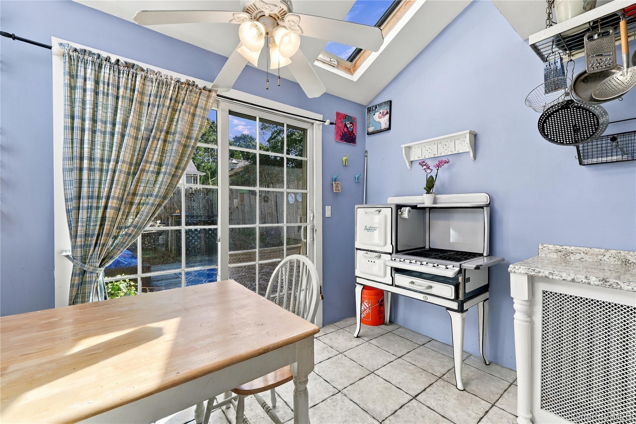 245 Buchanan Street Property Photo 15