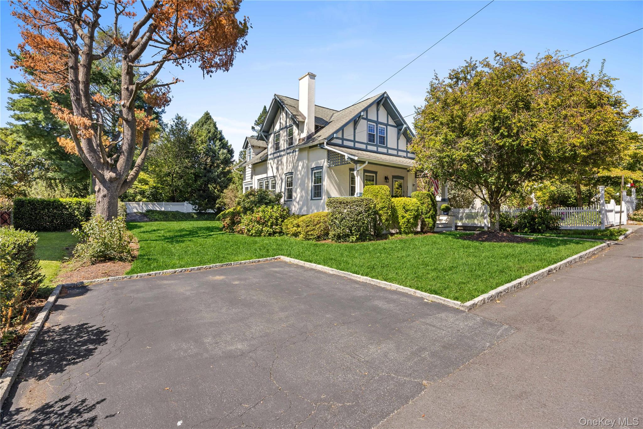 33 Cassilis Avenue Property Photo 2