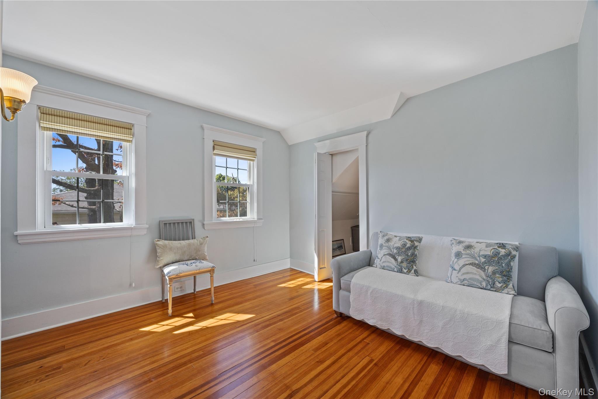 33 Cassilis Avenue Property Photo 22