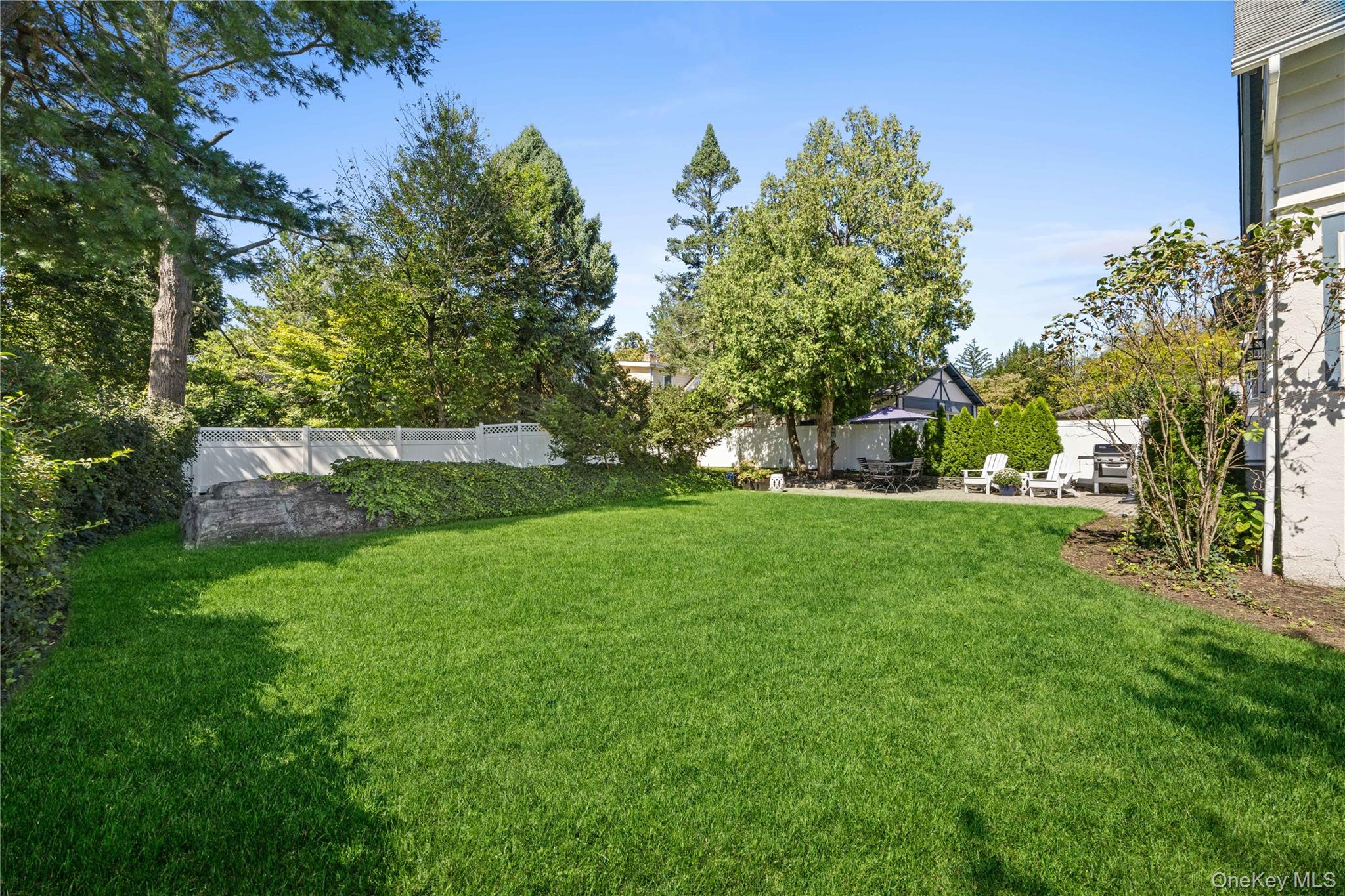 33 Cassilis Avenue Property Photo 34