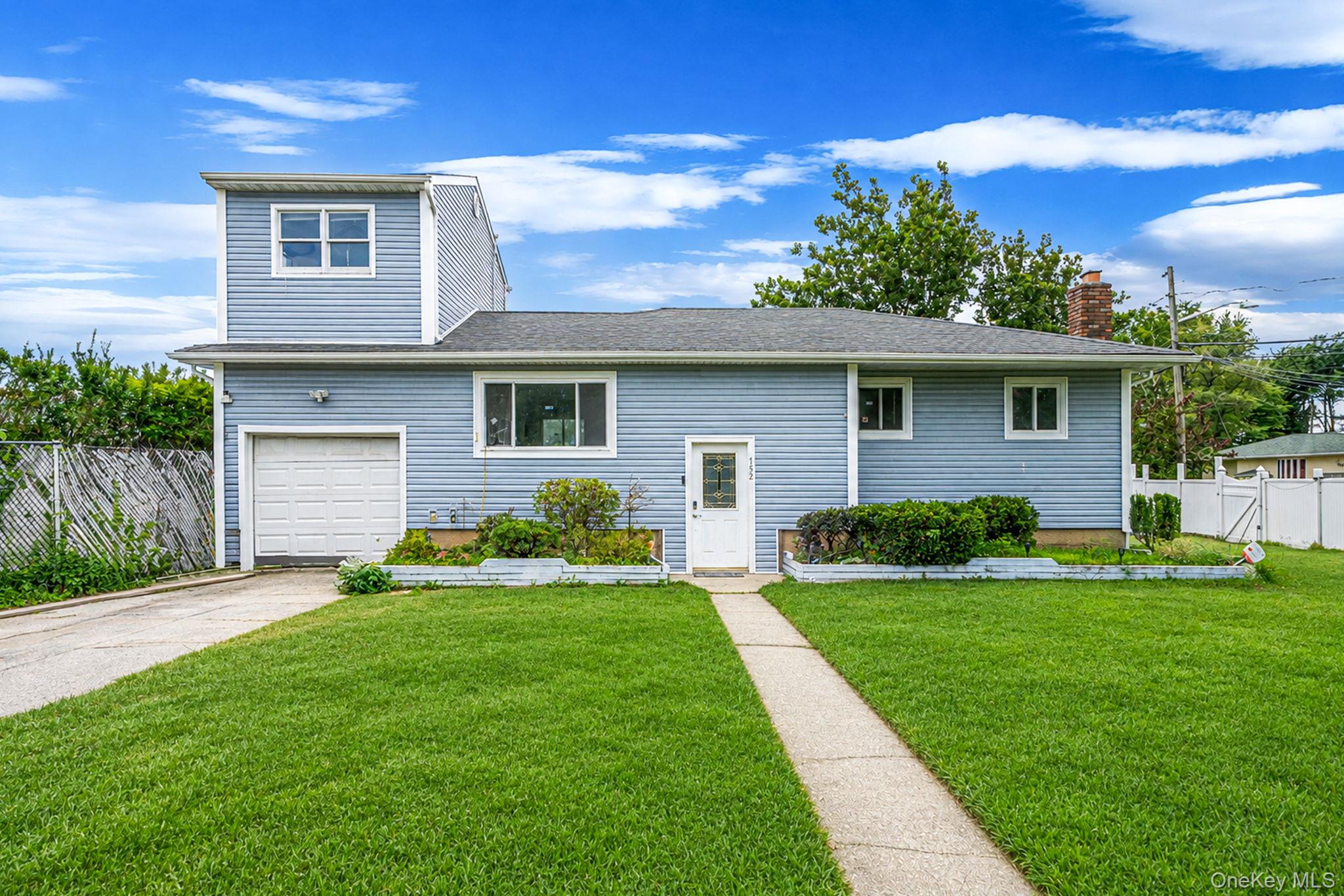 152 Alkier Street Property Photo 1