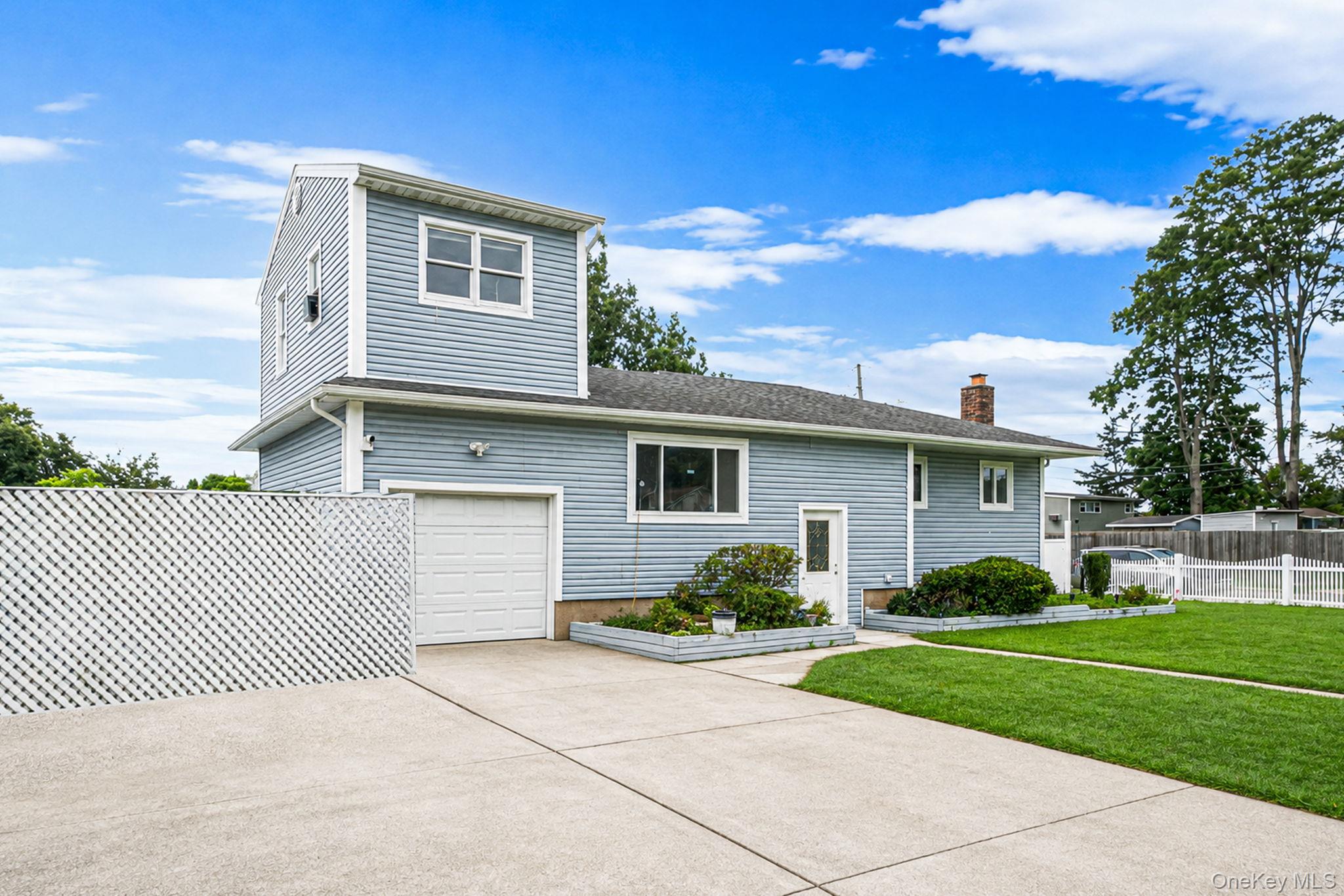 152 Alkier Street Property Photo 2