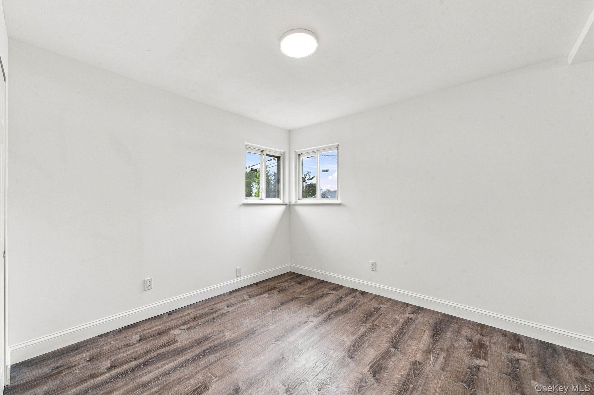 152 Alkier Street Property Photo 12