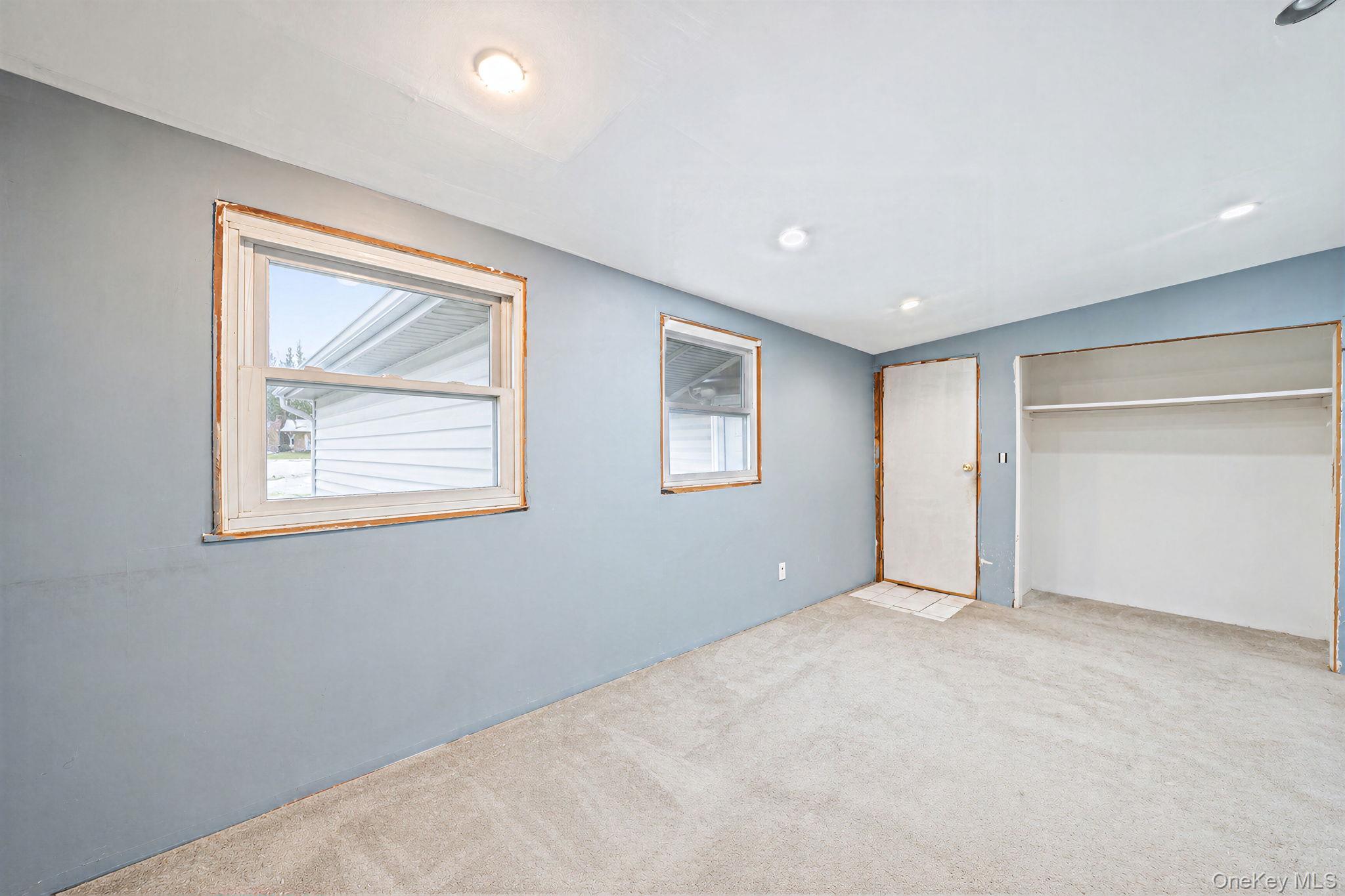 11 E Hollywood Avenue Property Photo 11