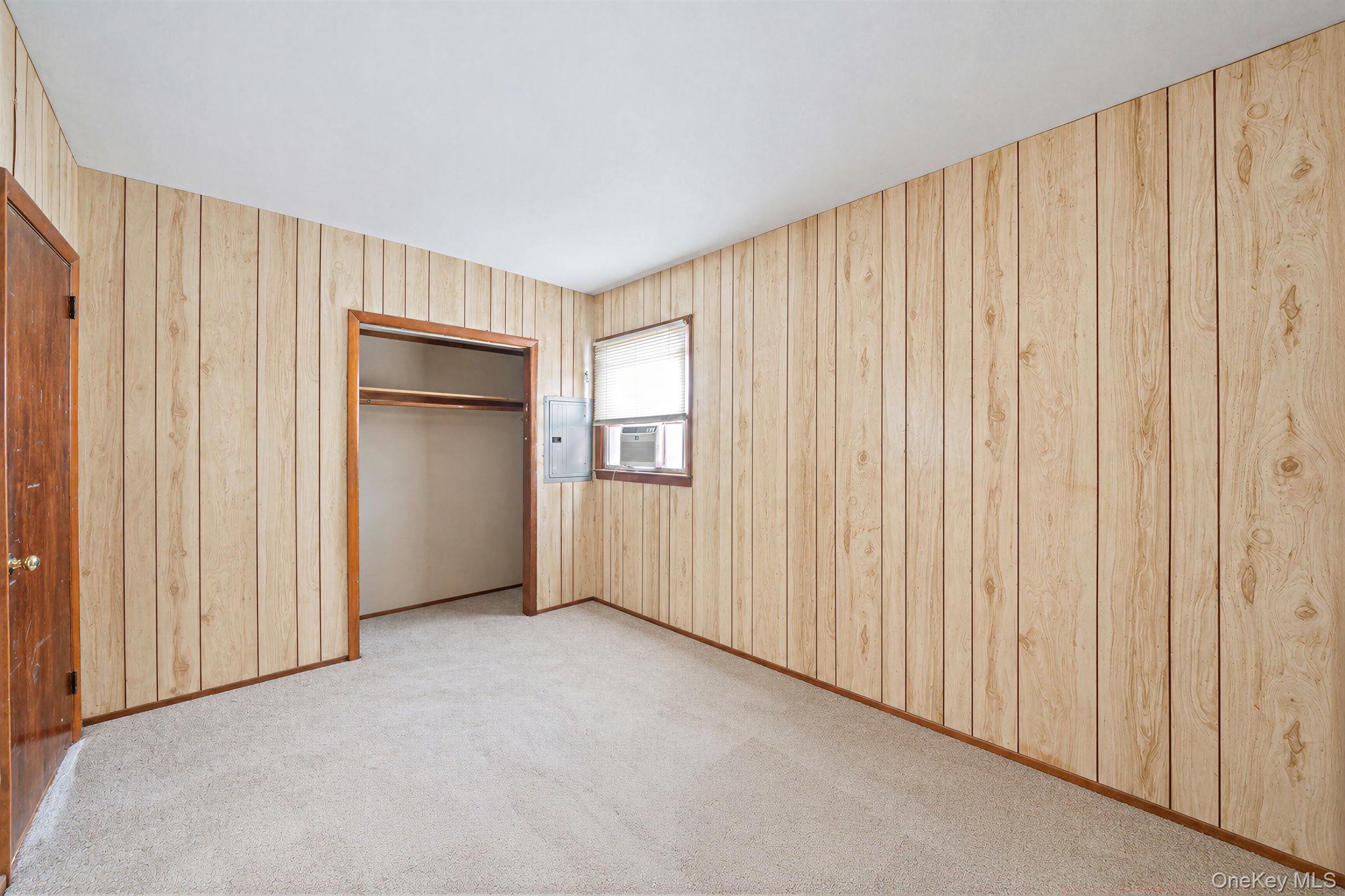11 E Hollywood Avenue Property Photo 15