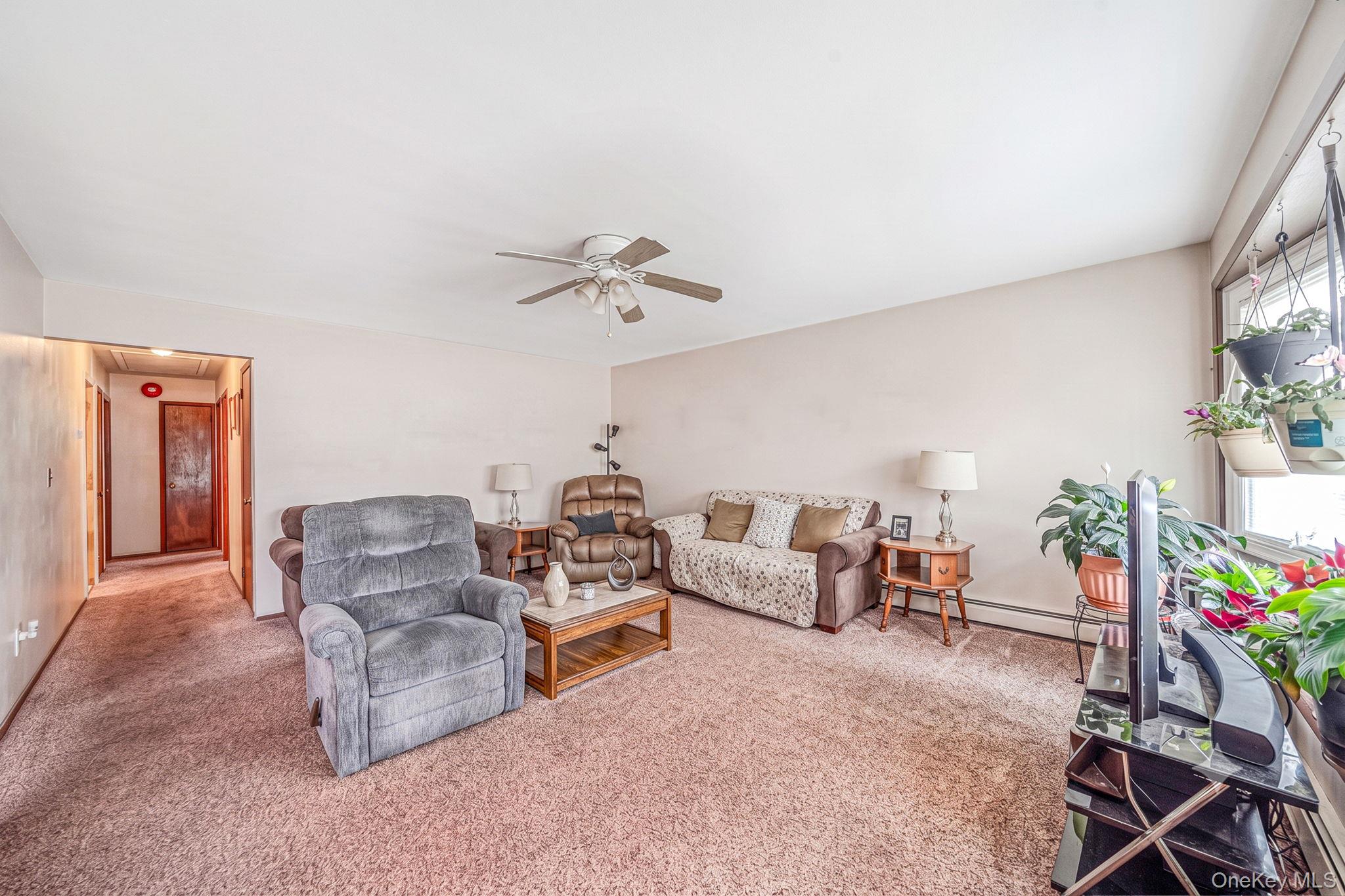 11 E Hollywood Avenue Property Photo 25