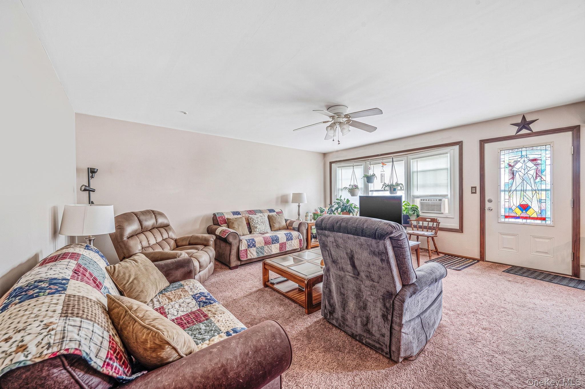 11 E Hollywood Avenue Property Photo 26