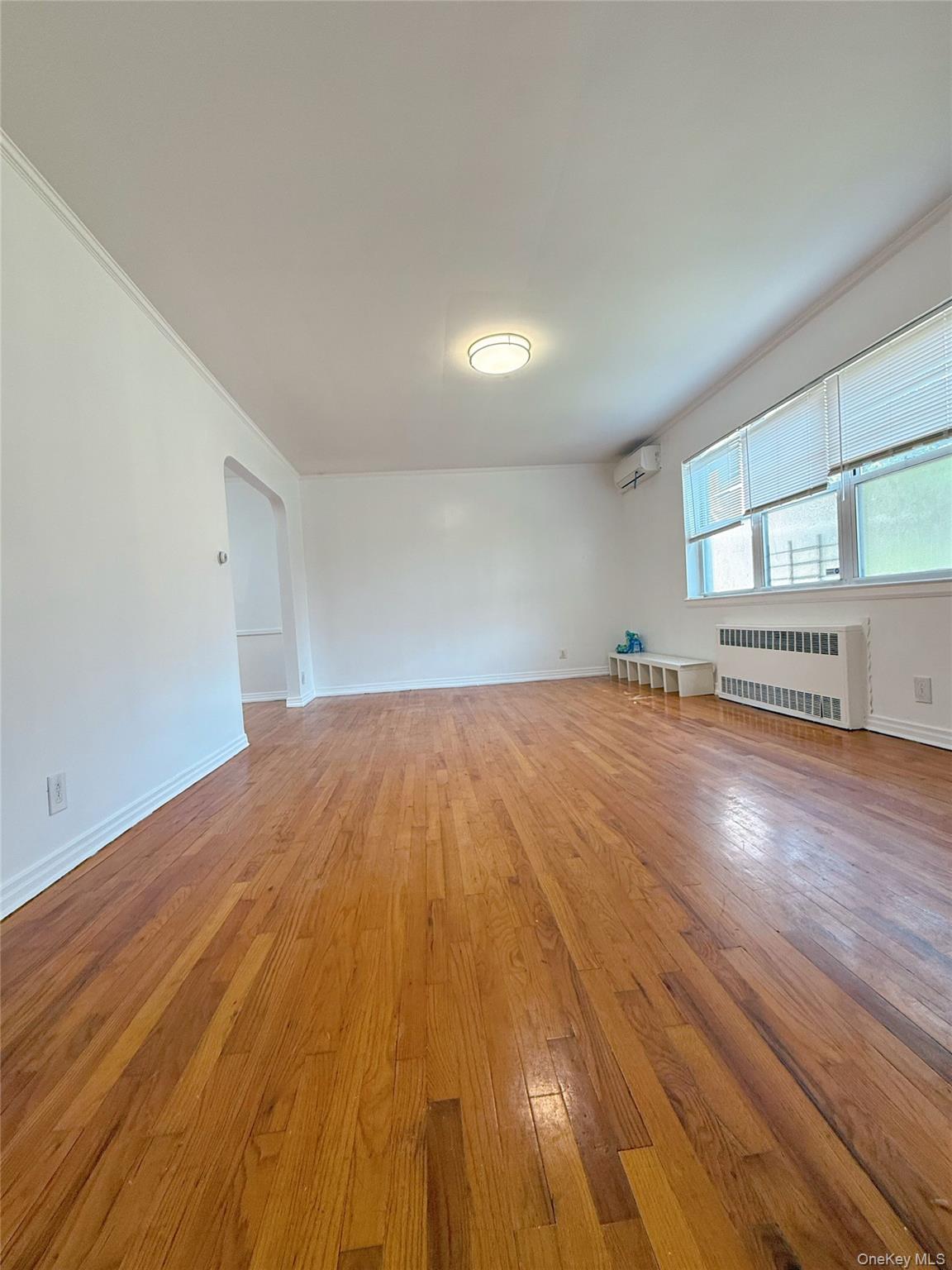 200-21 39th Avenue Property Photo 9