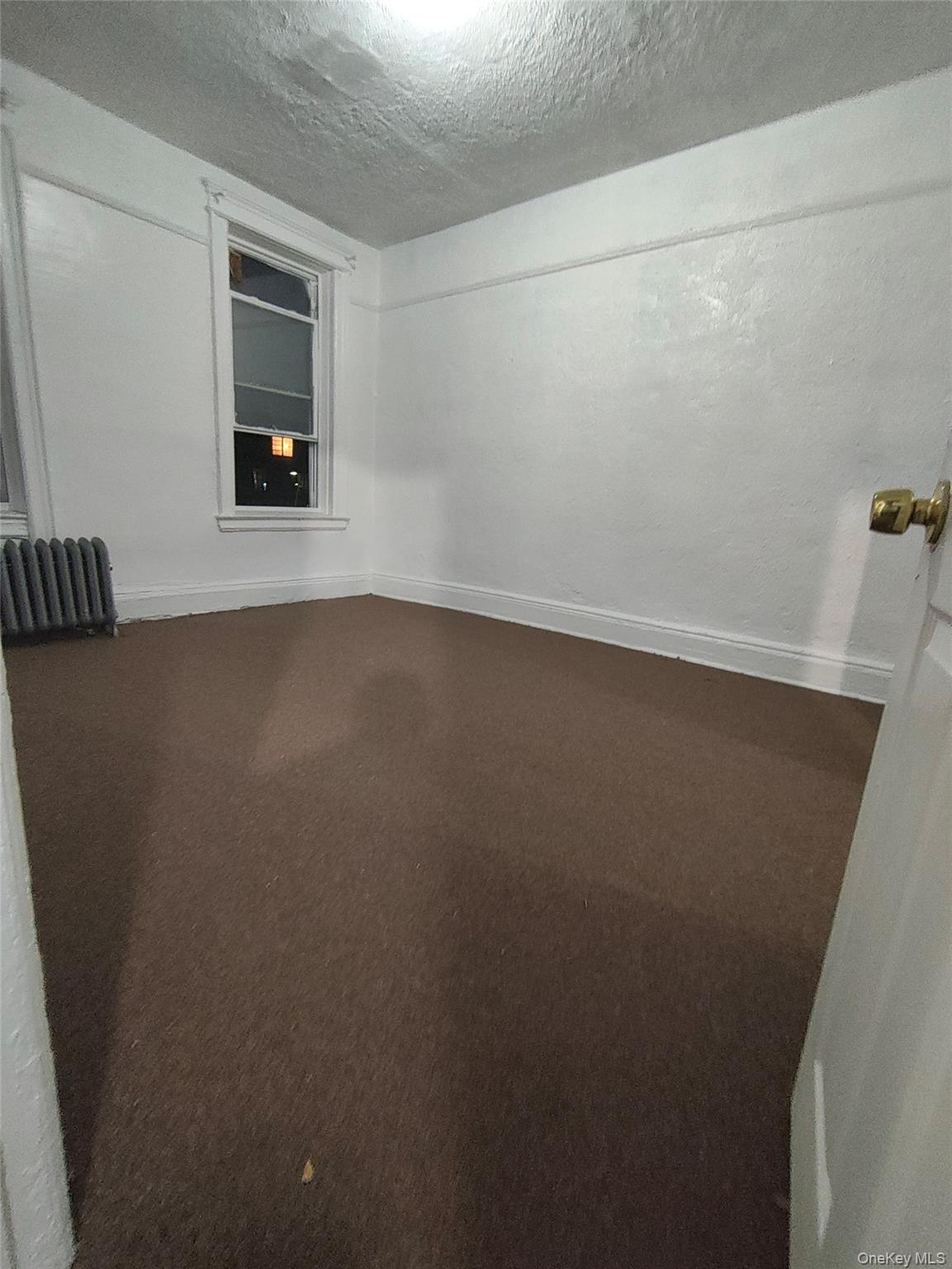 106-47 Union Hall Street 2nd Flr Property Photo 4