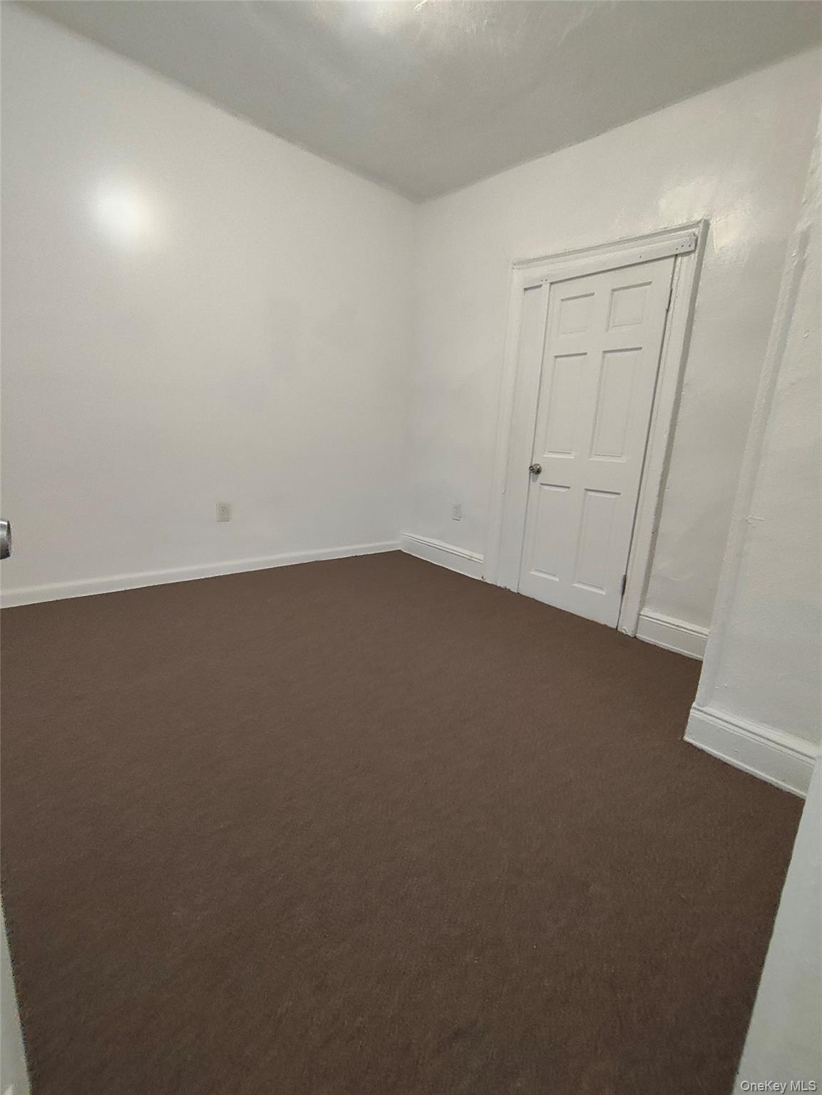 106-47 Union Hall Street 2nd Flr Property Photo 6