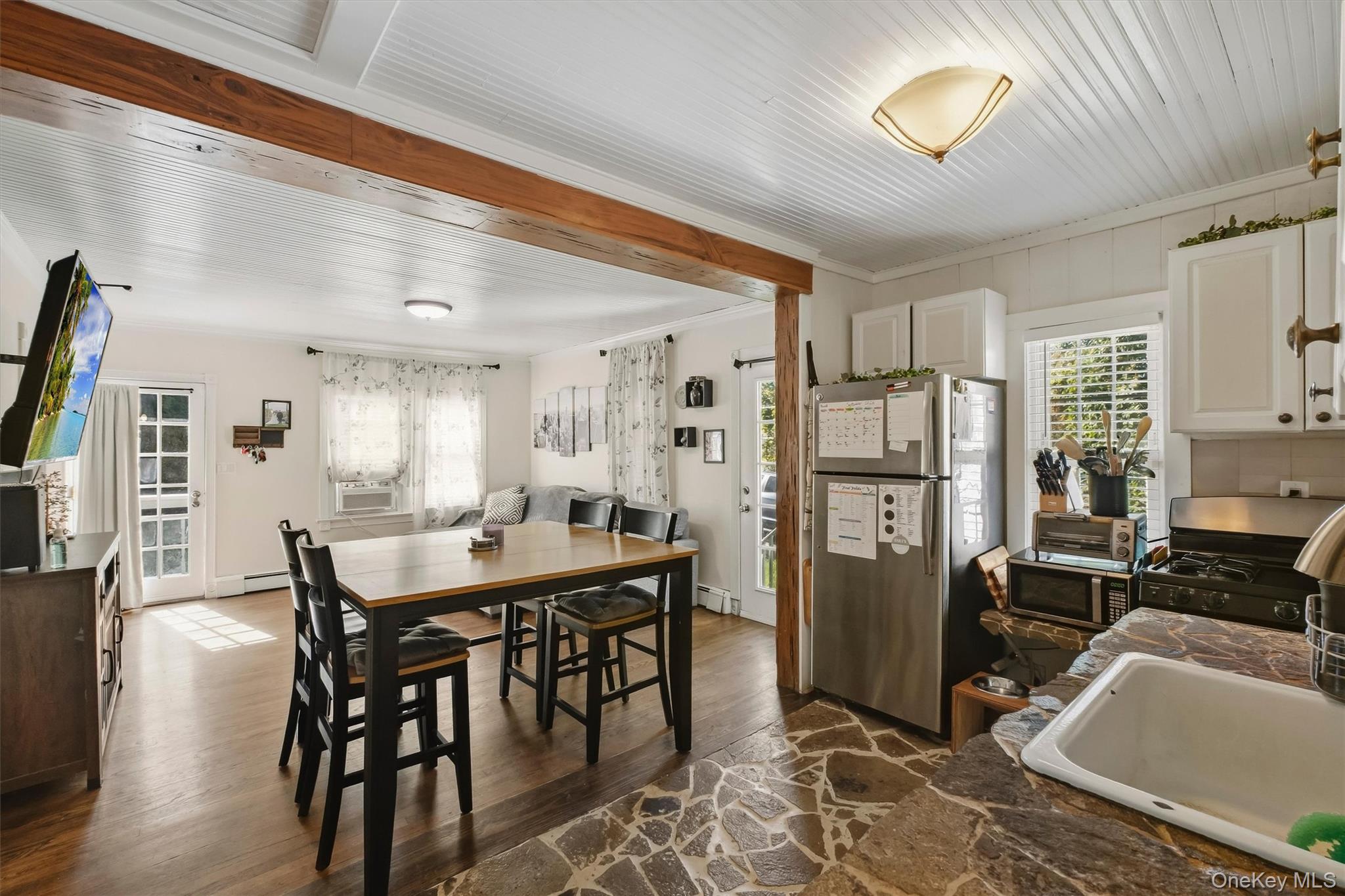 8 Huntington Road Property Photo 17