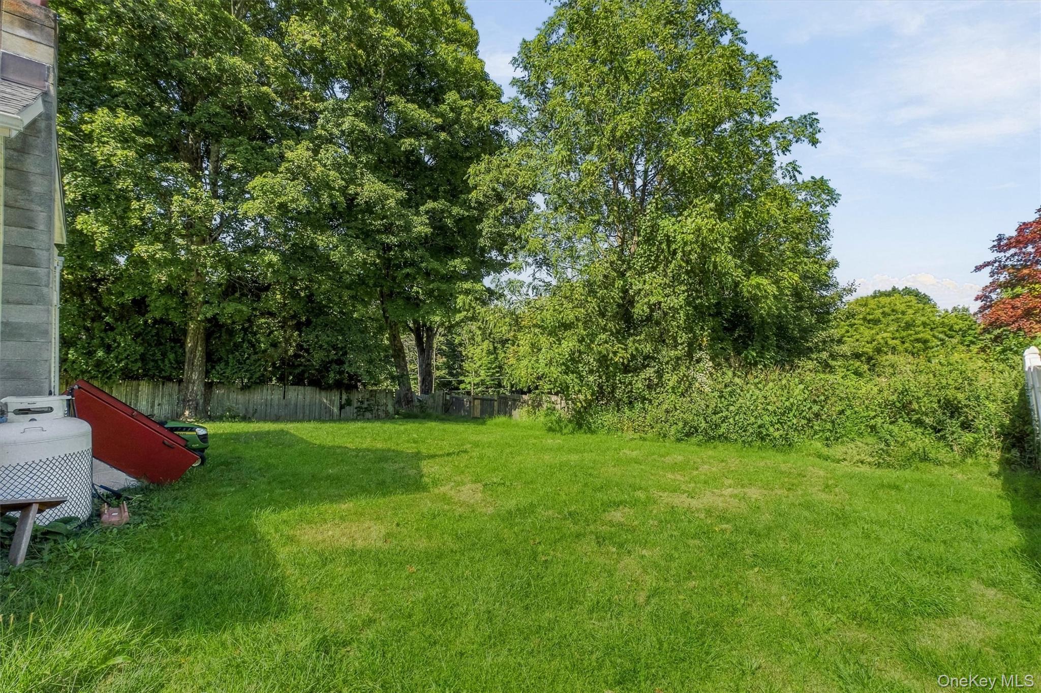 8 Huntington Road Property Photo 33