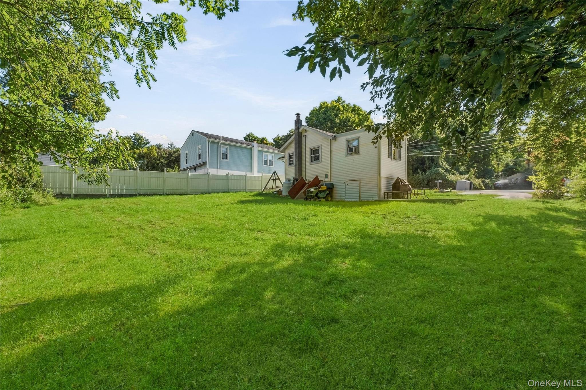 8 Huntington Road Property Photo 36