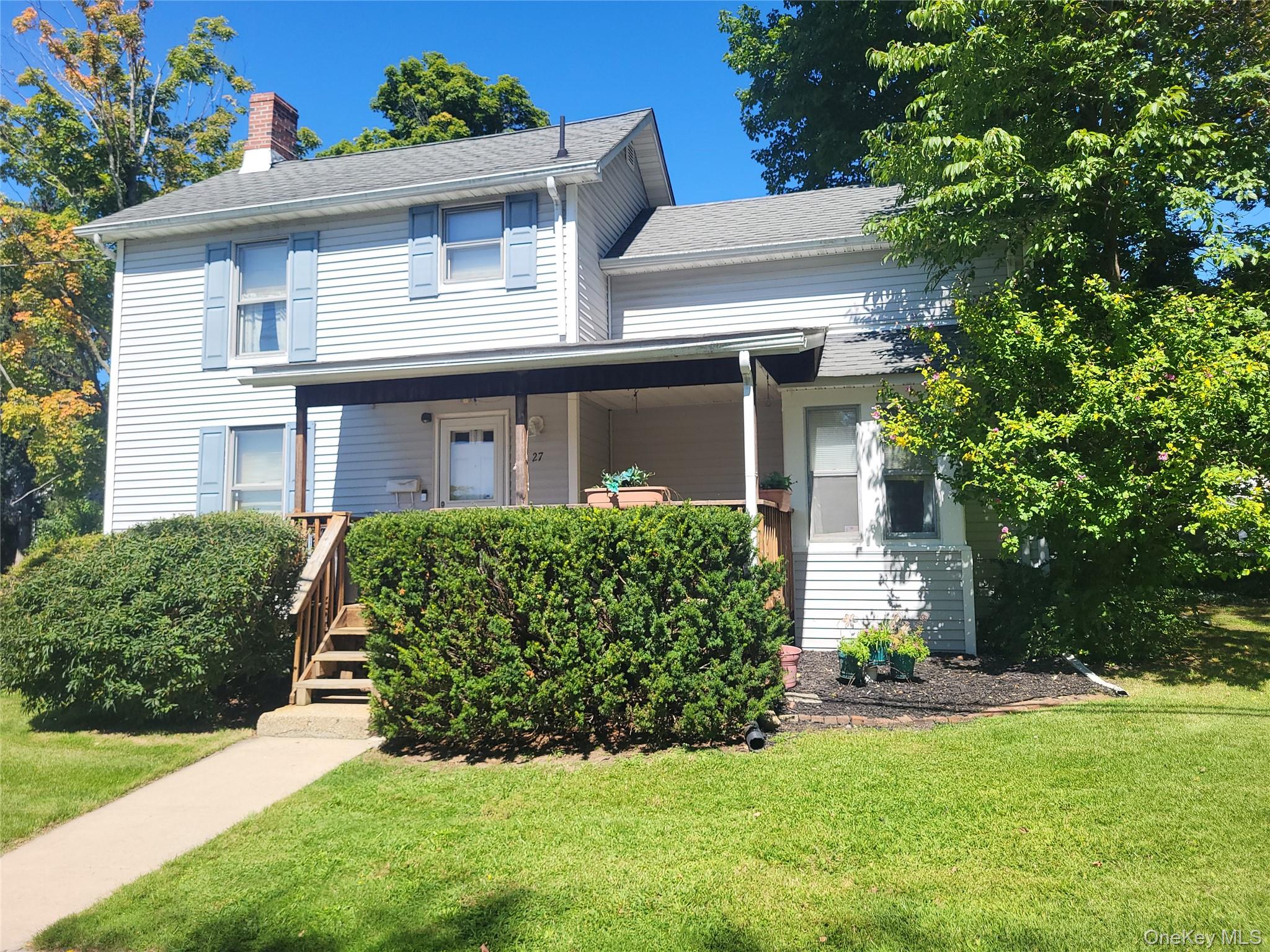 27 Ash Street Property Photo 1