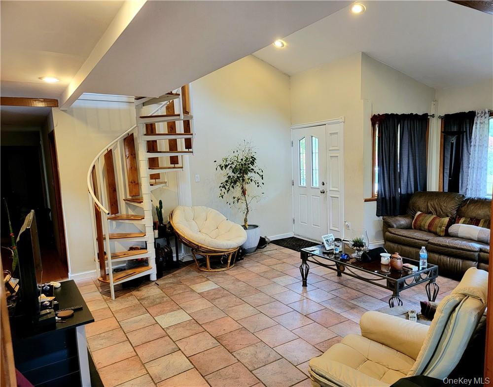 3255 Chelsey Street Property Photo 5