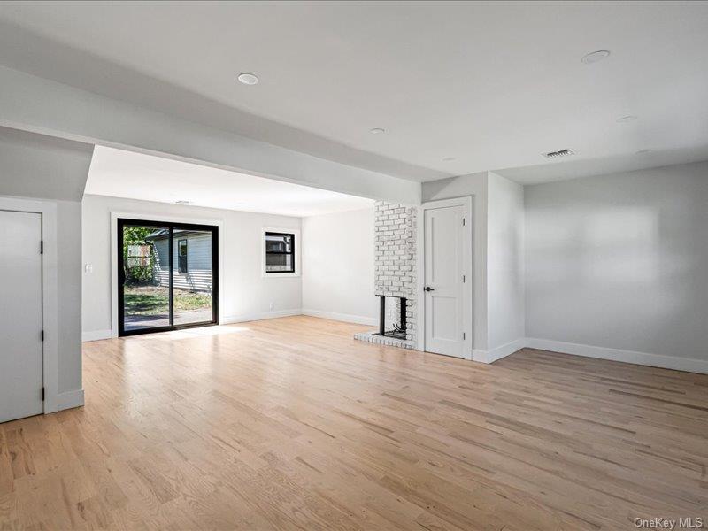 6 Slocum Avenue Property Photo 3