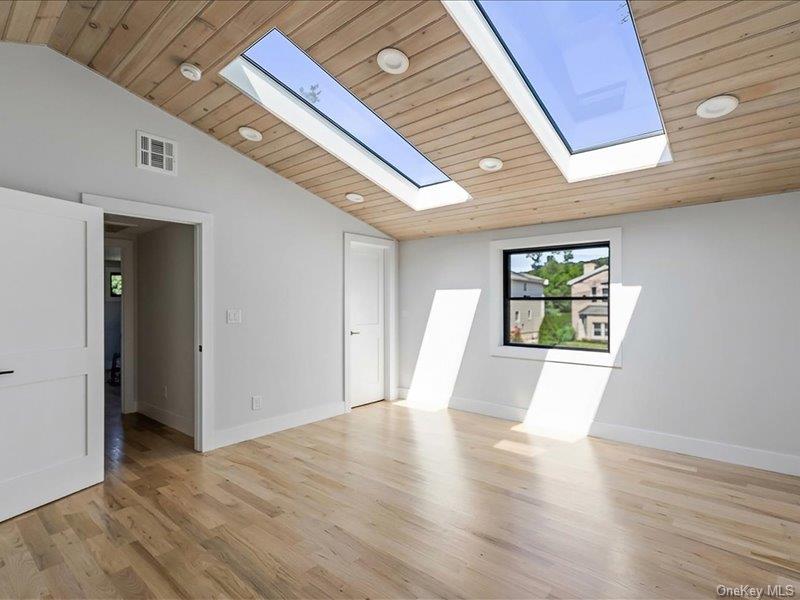 6 Slocum Avenue Property Photo 15