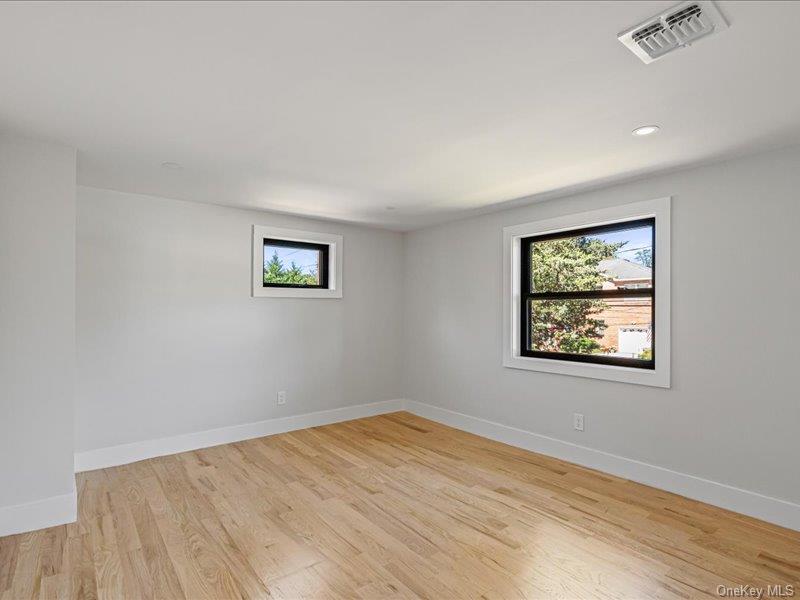 6 Slocum Avenue Property Photo 18