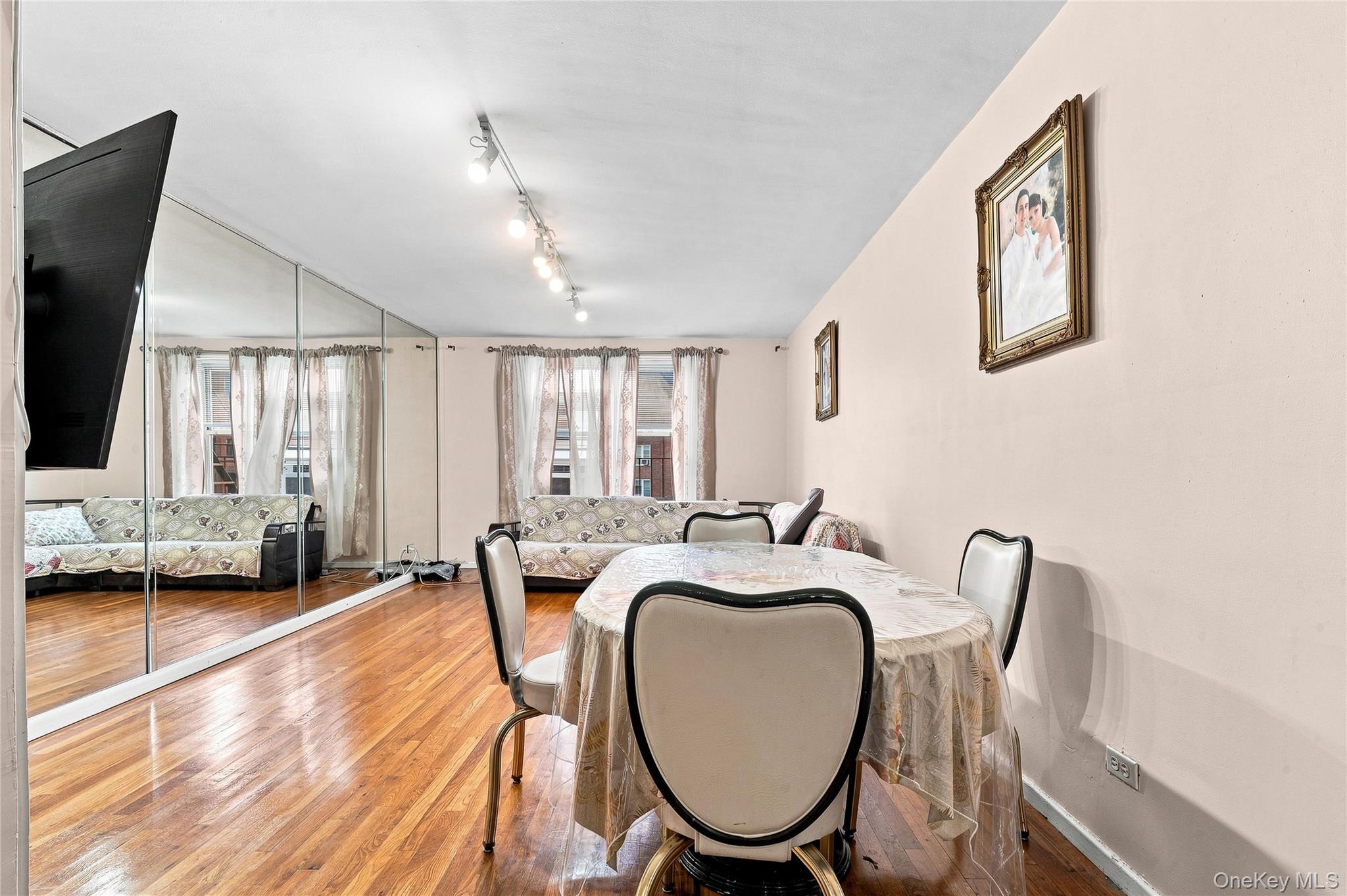 74-45 Yellowstone Boulevard 5g Property Photo 10