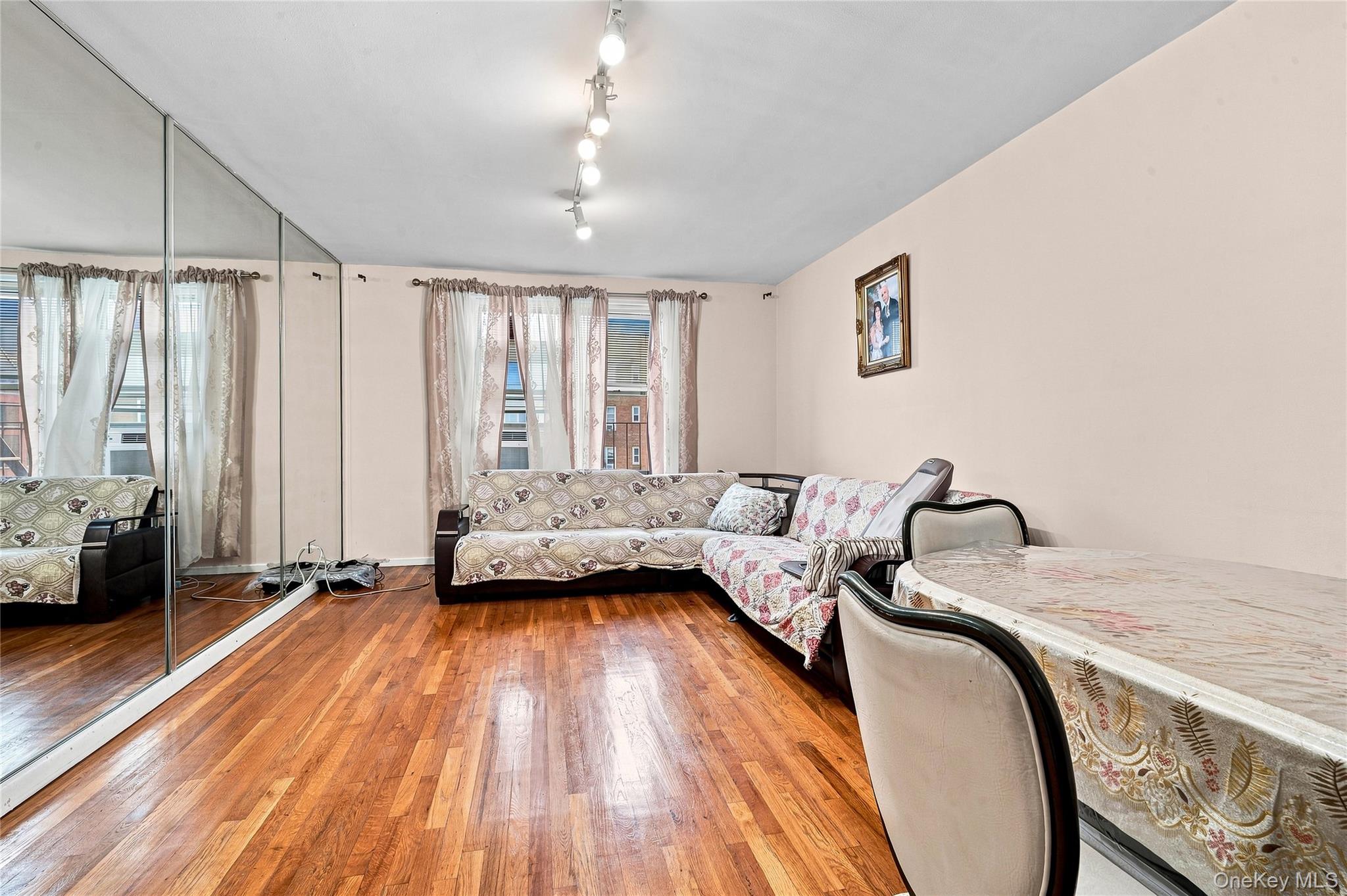 74-45 Yellowstone Boulevard 5g Property Photo 11