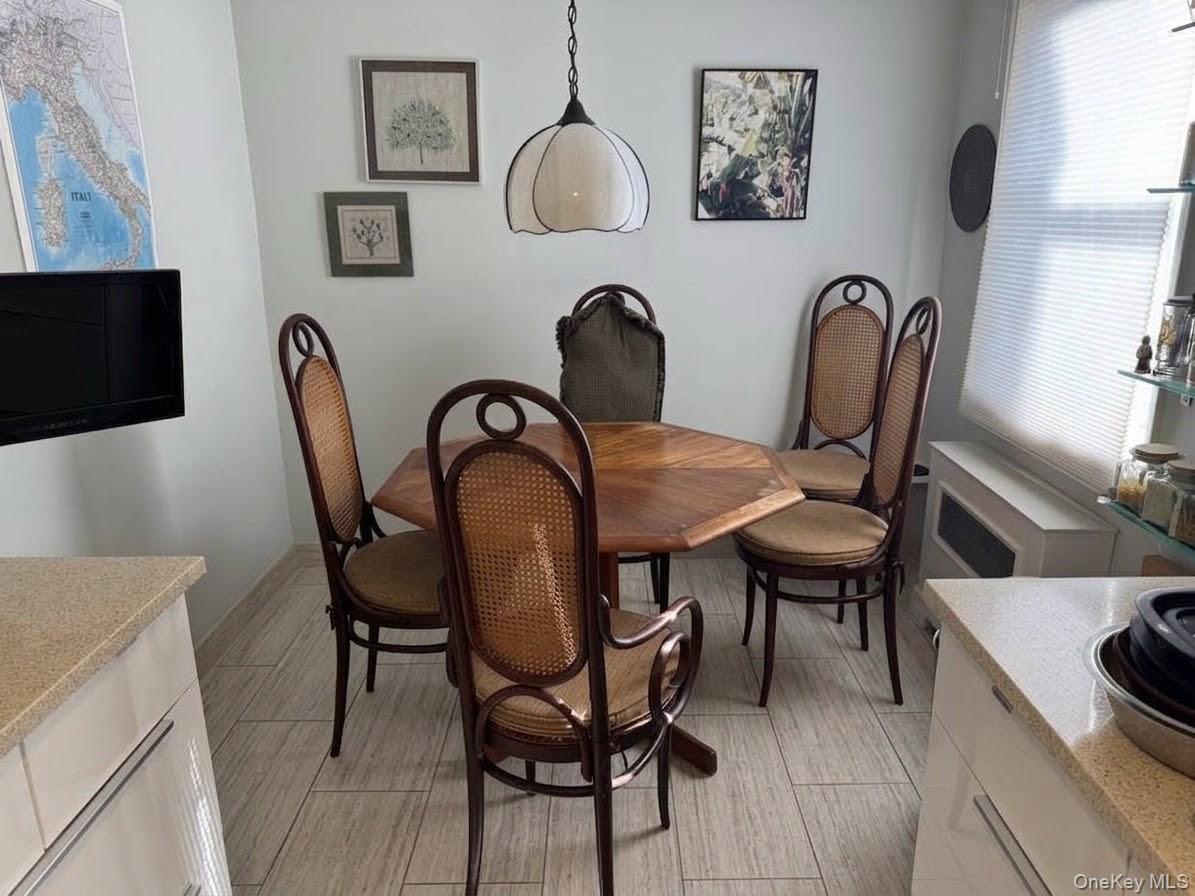 74-45 Yellowstone Boulevard 5e Property Photo 4