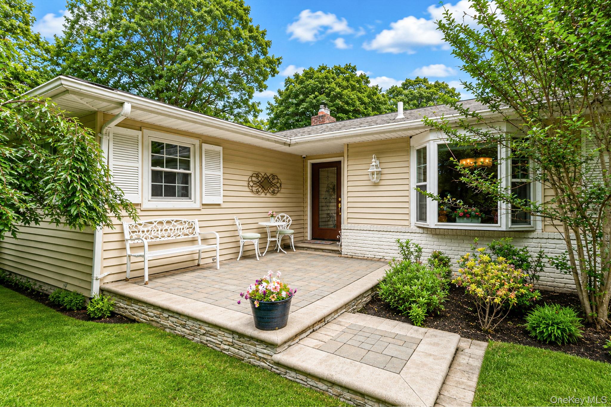15 Cliff Road Property Photo 2