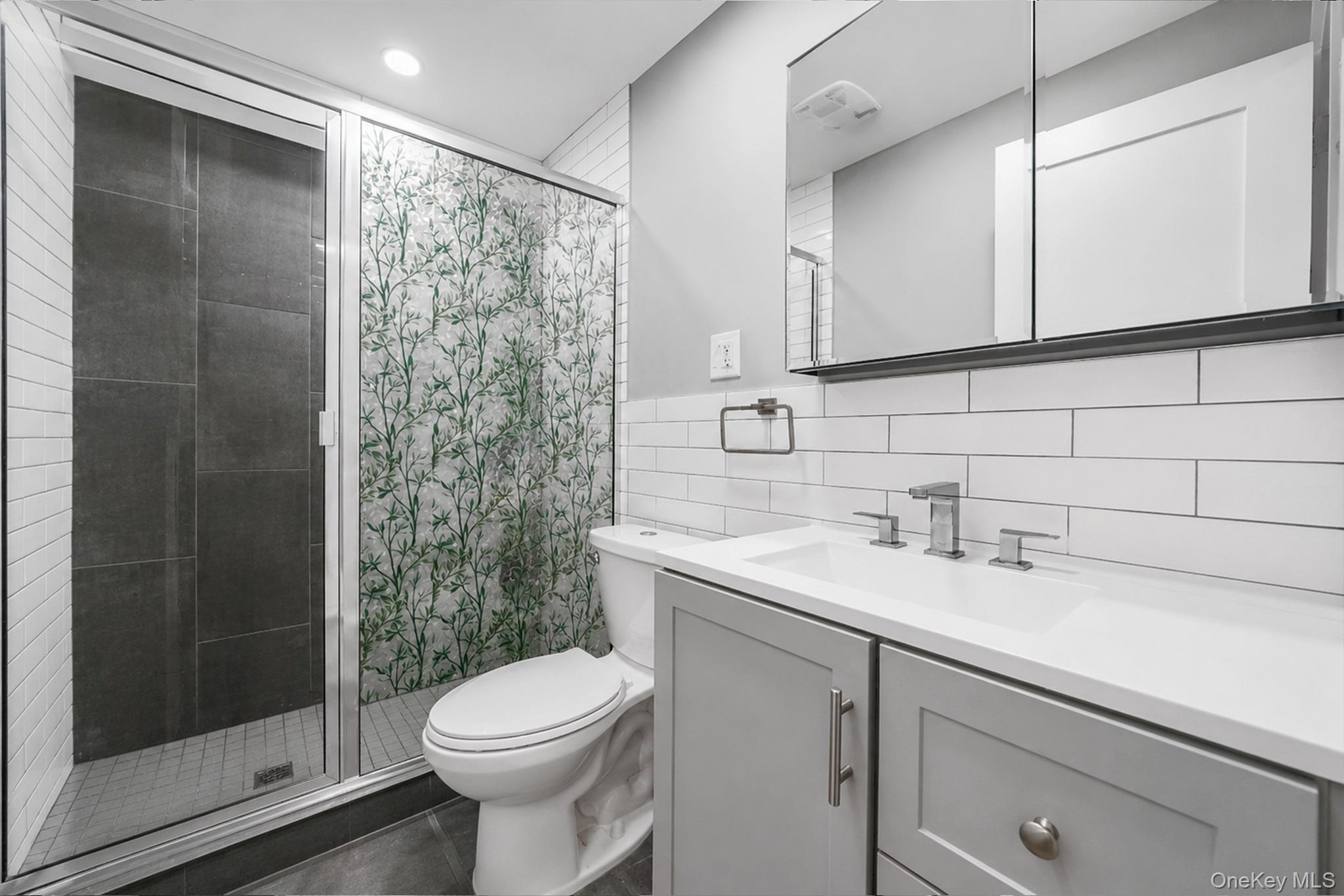 76 Rockaway Avenue Property Photo 9