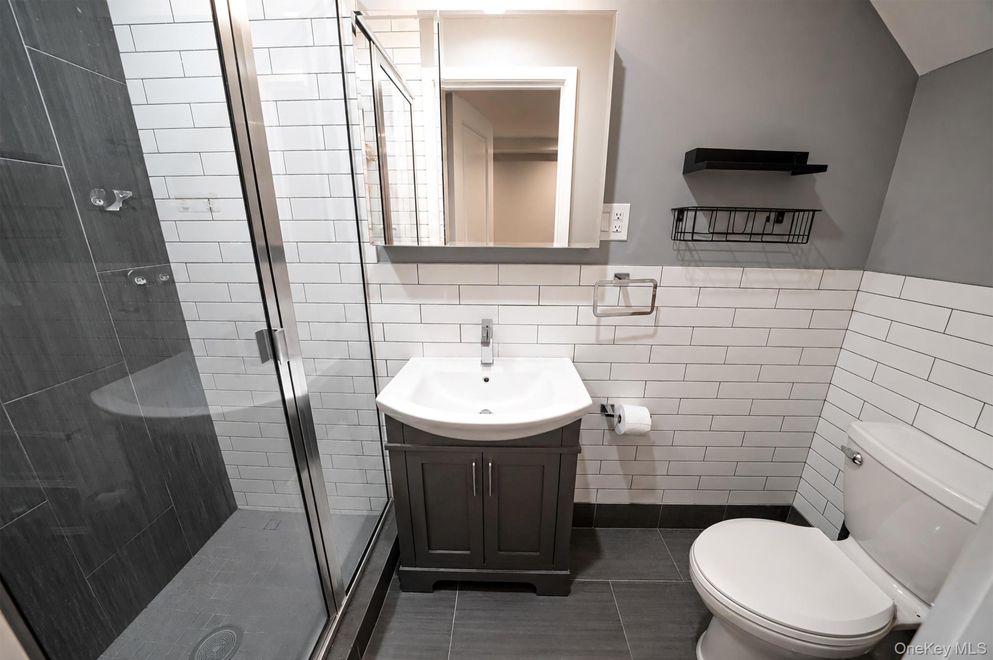76 Rockaway Avenue Property Photo 14
