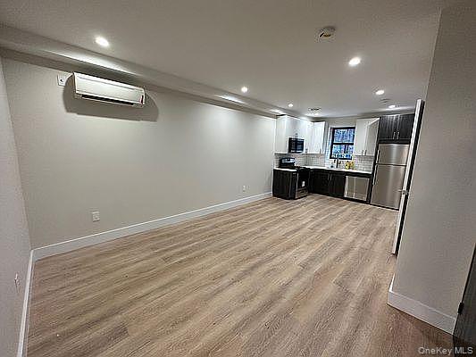 76 Rockaway Avenue Property Photo 18