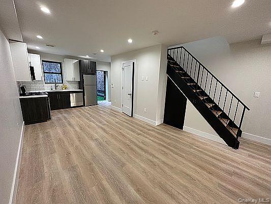 76 Rockaway Avenue Property Photo 19