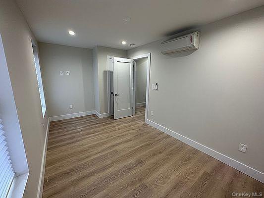 76 Rockaway Avenue Property Photo 28