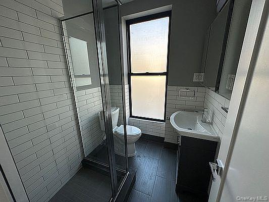 76 Rockaway Avenue Property Photo 32