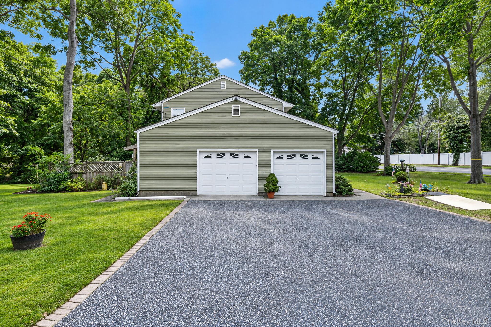 1195 Stony Brook Road Property Photo 5