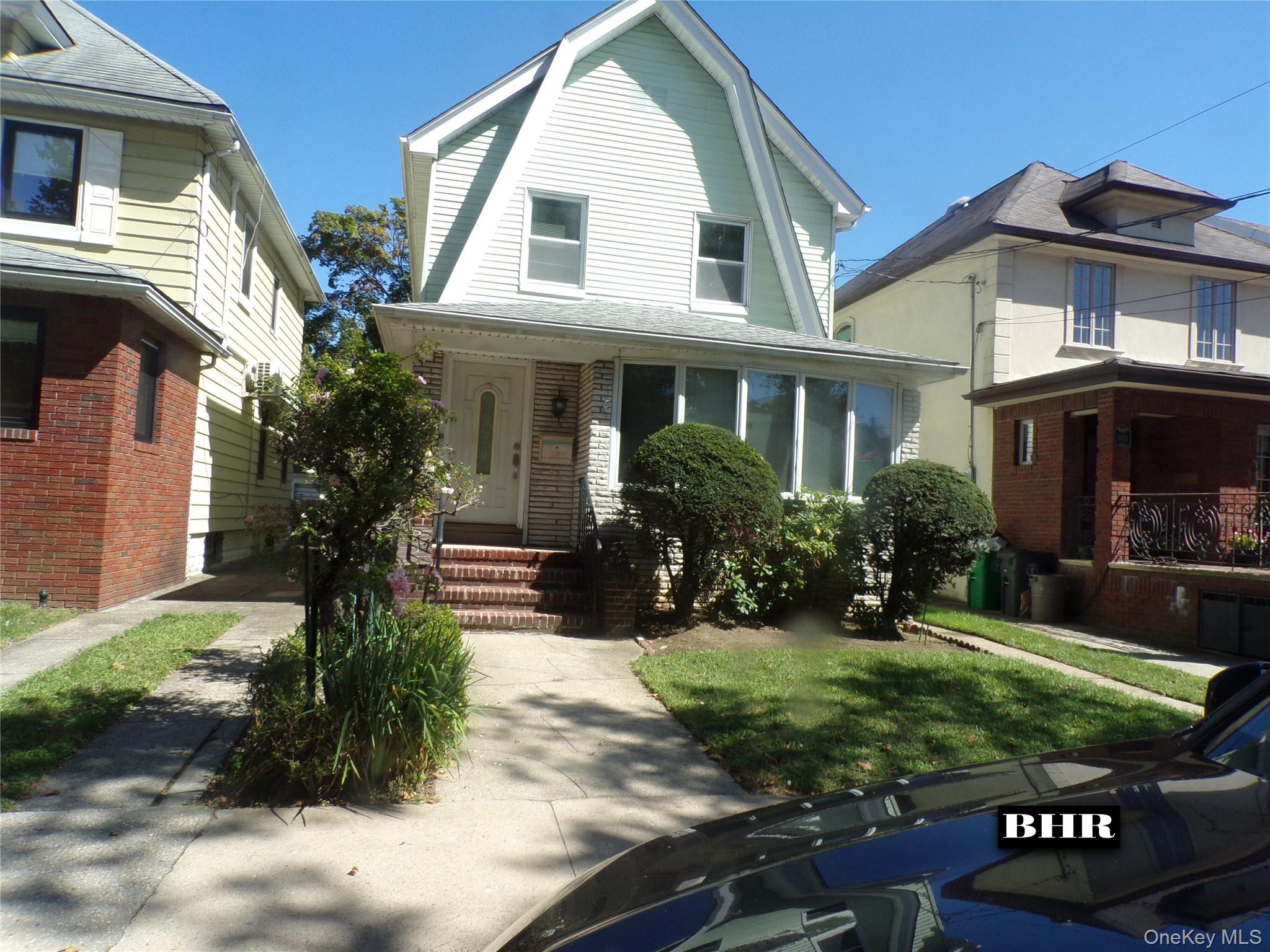 1821 E 27th Street Property Photo 1