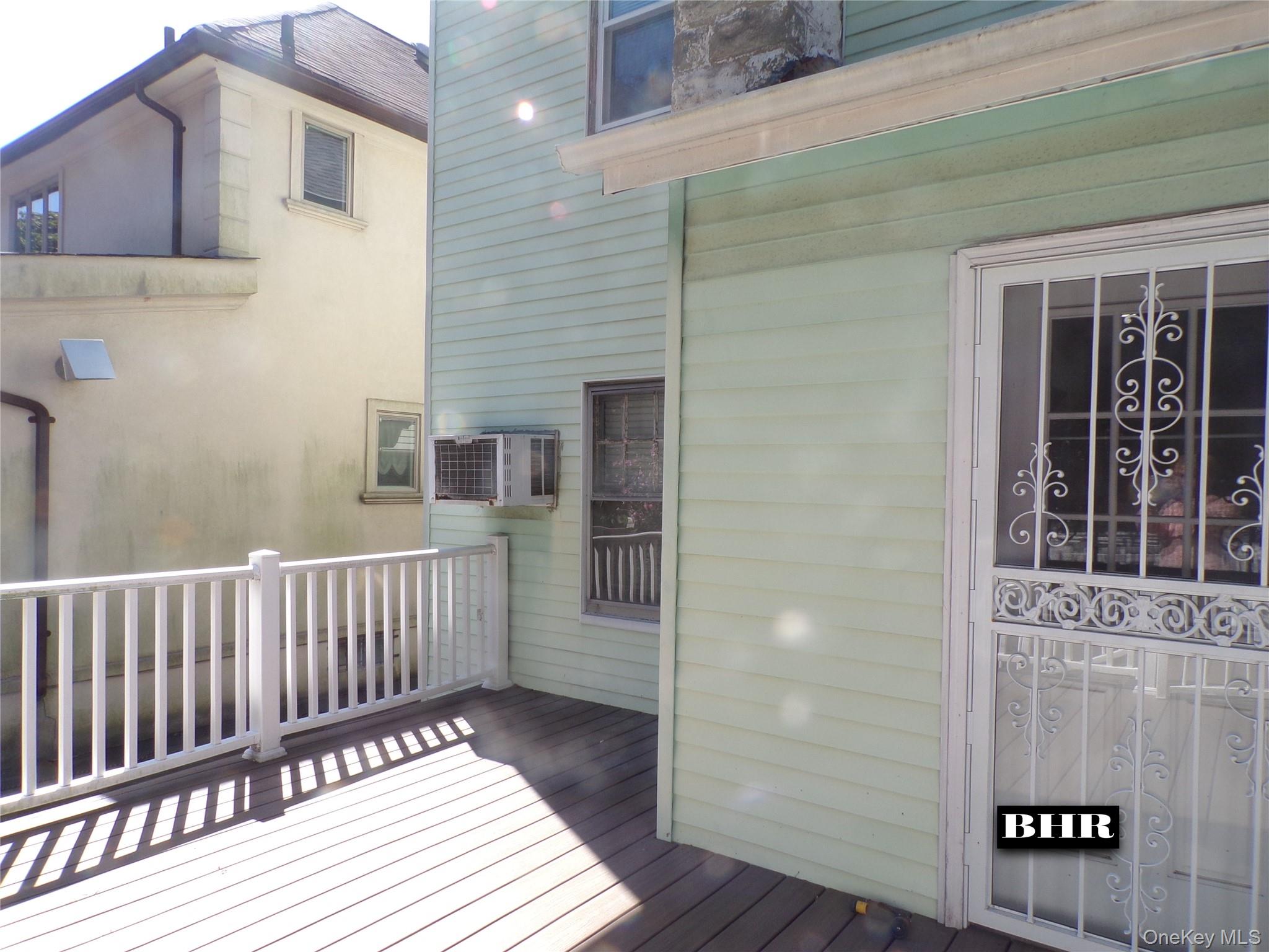 1821 E 27th Street Property Photo 17