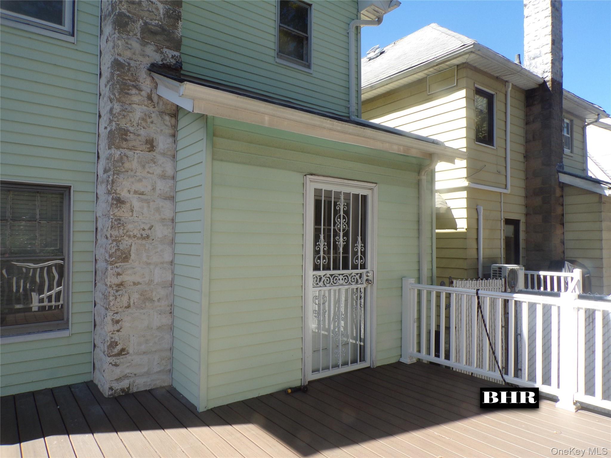 1821 E 27th Street Property Photo 18