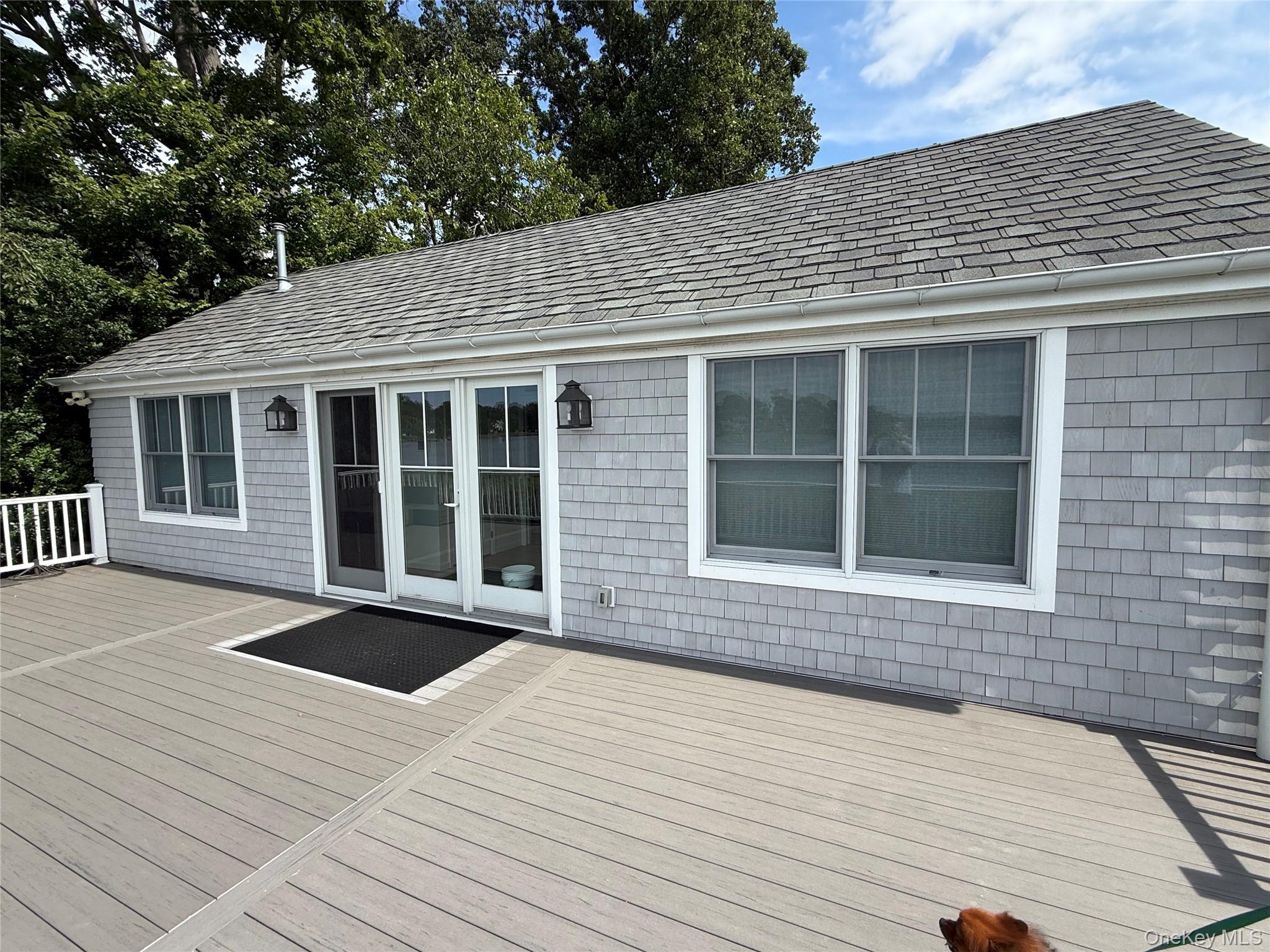 169 E Shore Road Property Photo 4