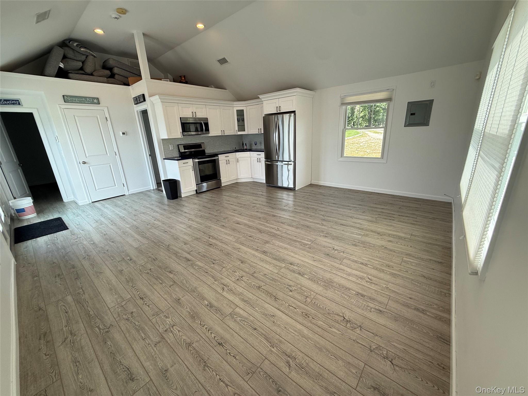 169 E Shore Road Property Photo 6