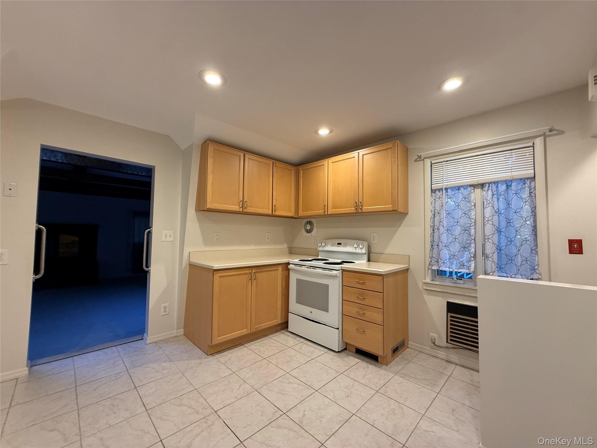 70 Rinaldo Road Property Photo 6