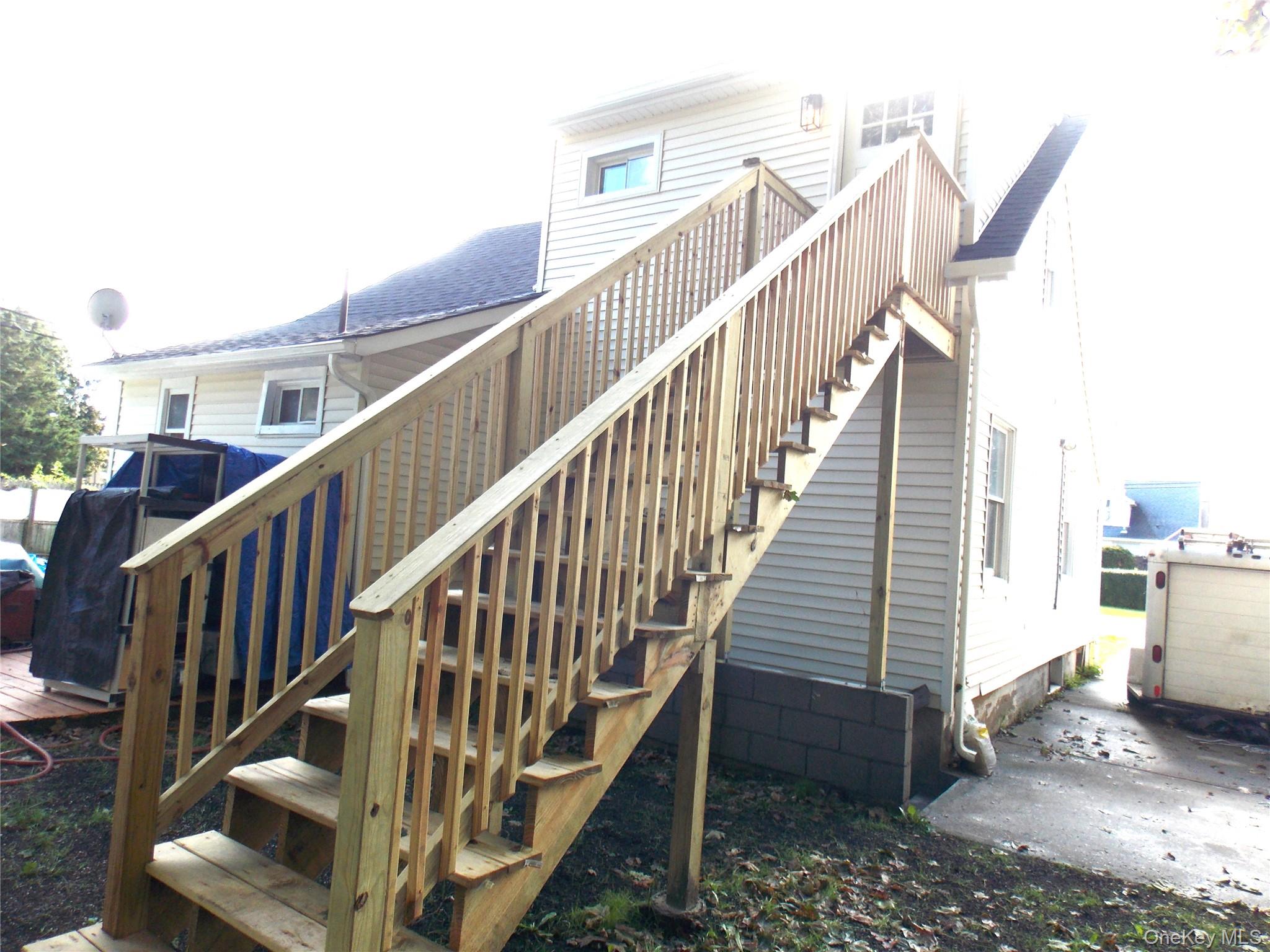 173 Ferndale Boulevard Property Photo 3