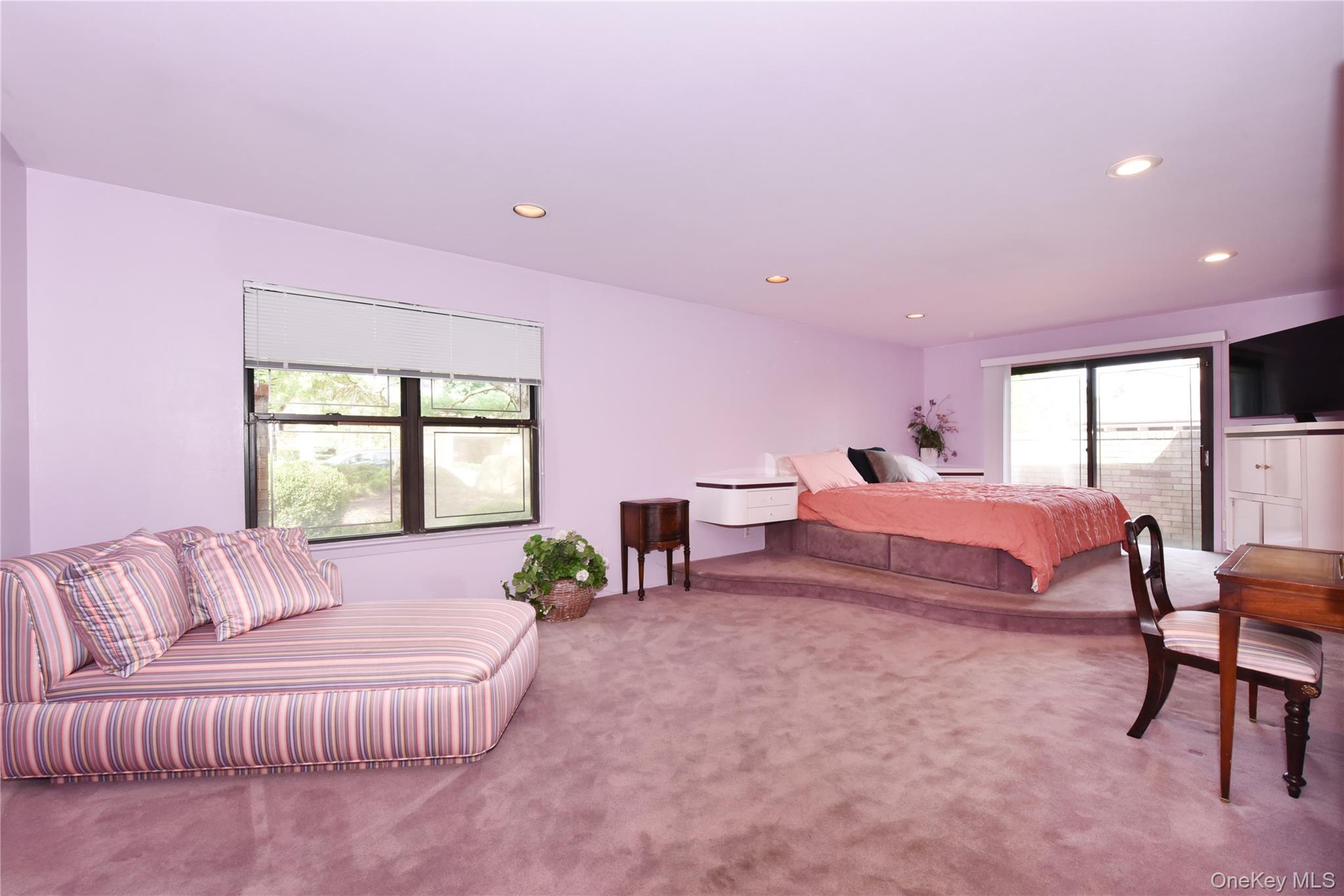 19 Woodcrest Drive Property Photo 27