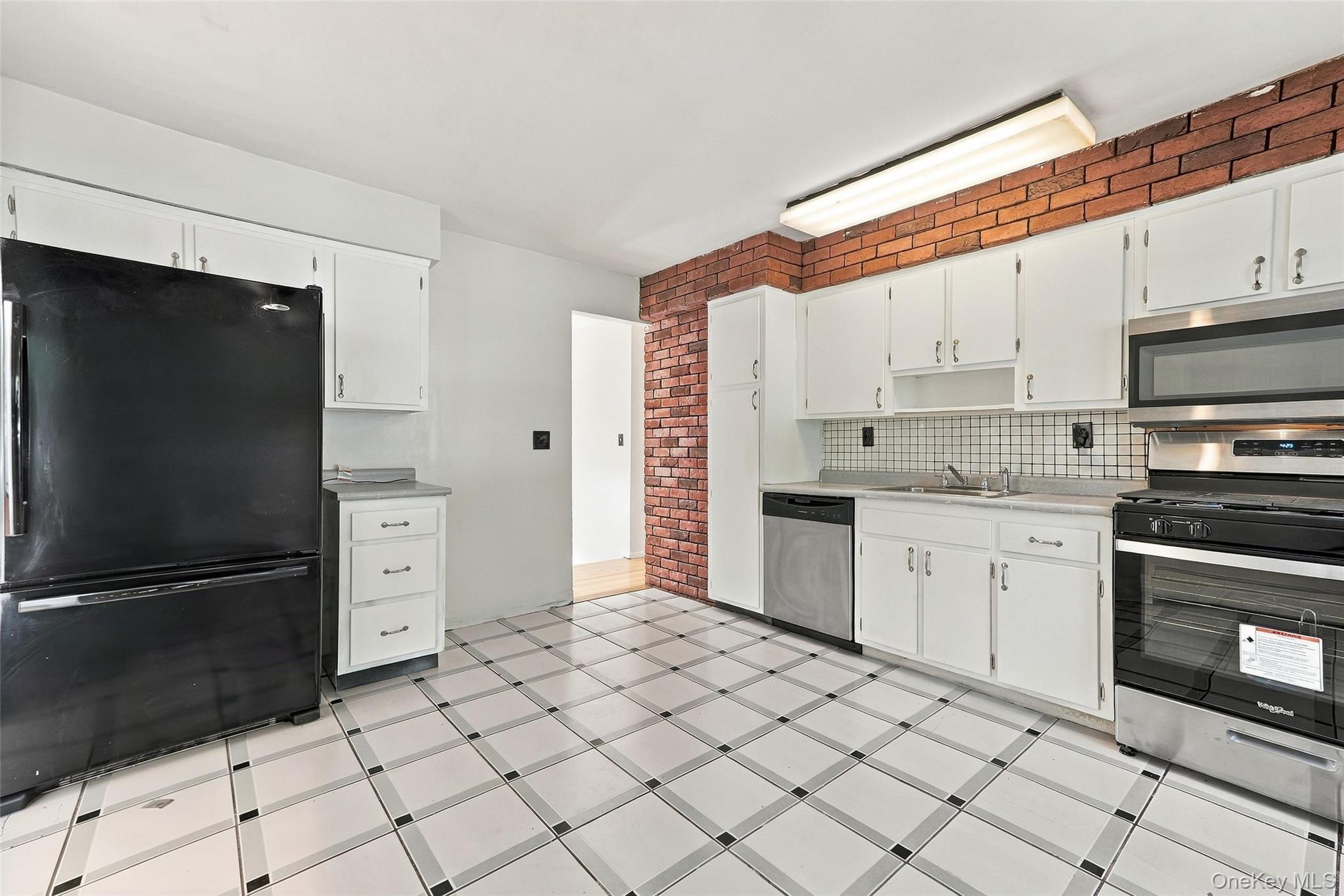 1 S Delaware Drive Property Photo 14