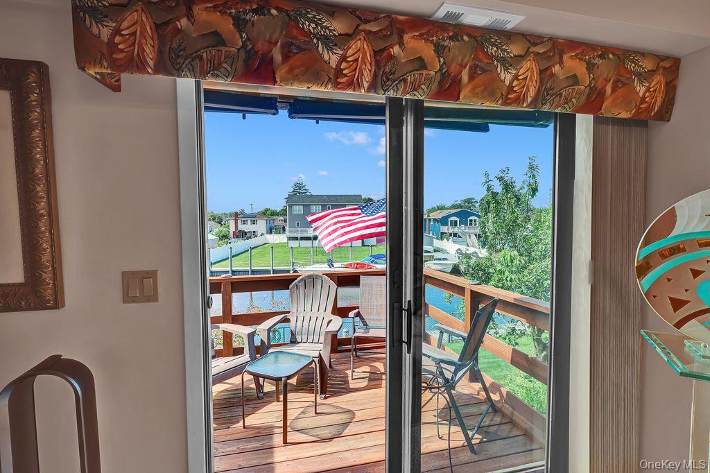 309 Mariners Way Property Photo 13
