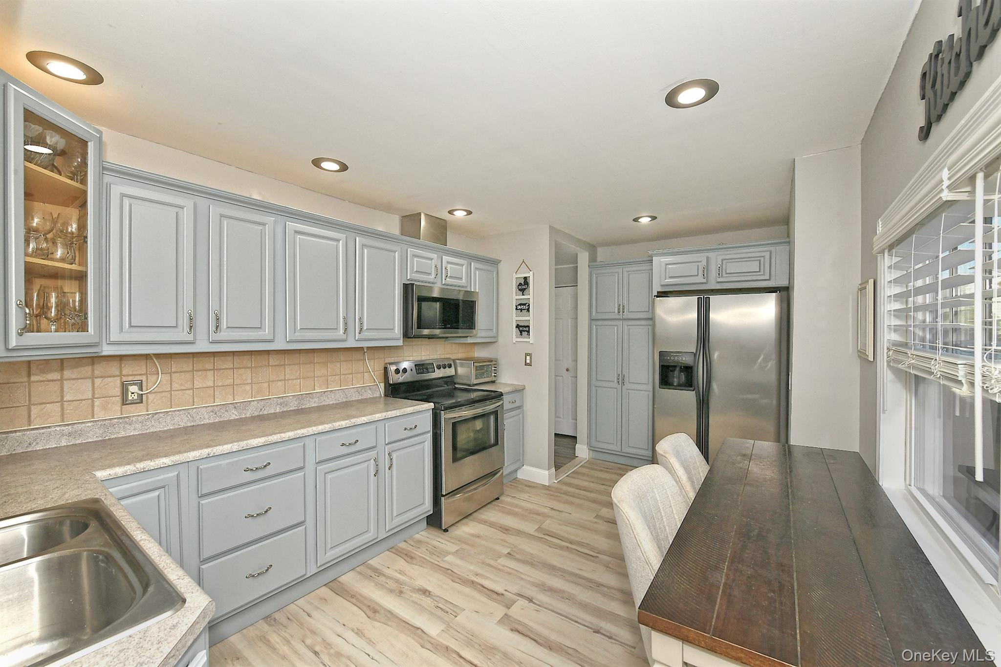 2 Cooper Lane Property Photo 6