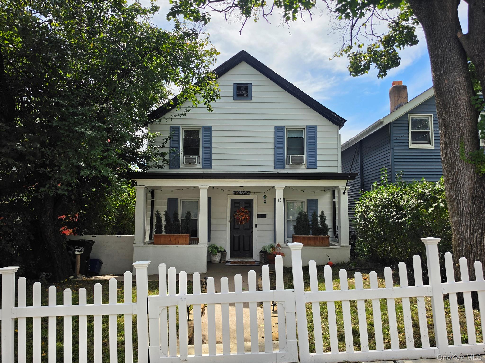 33 E Catherine Street Property Photo 1