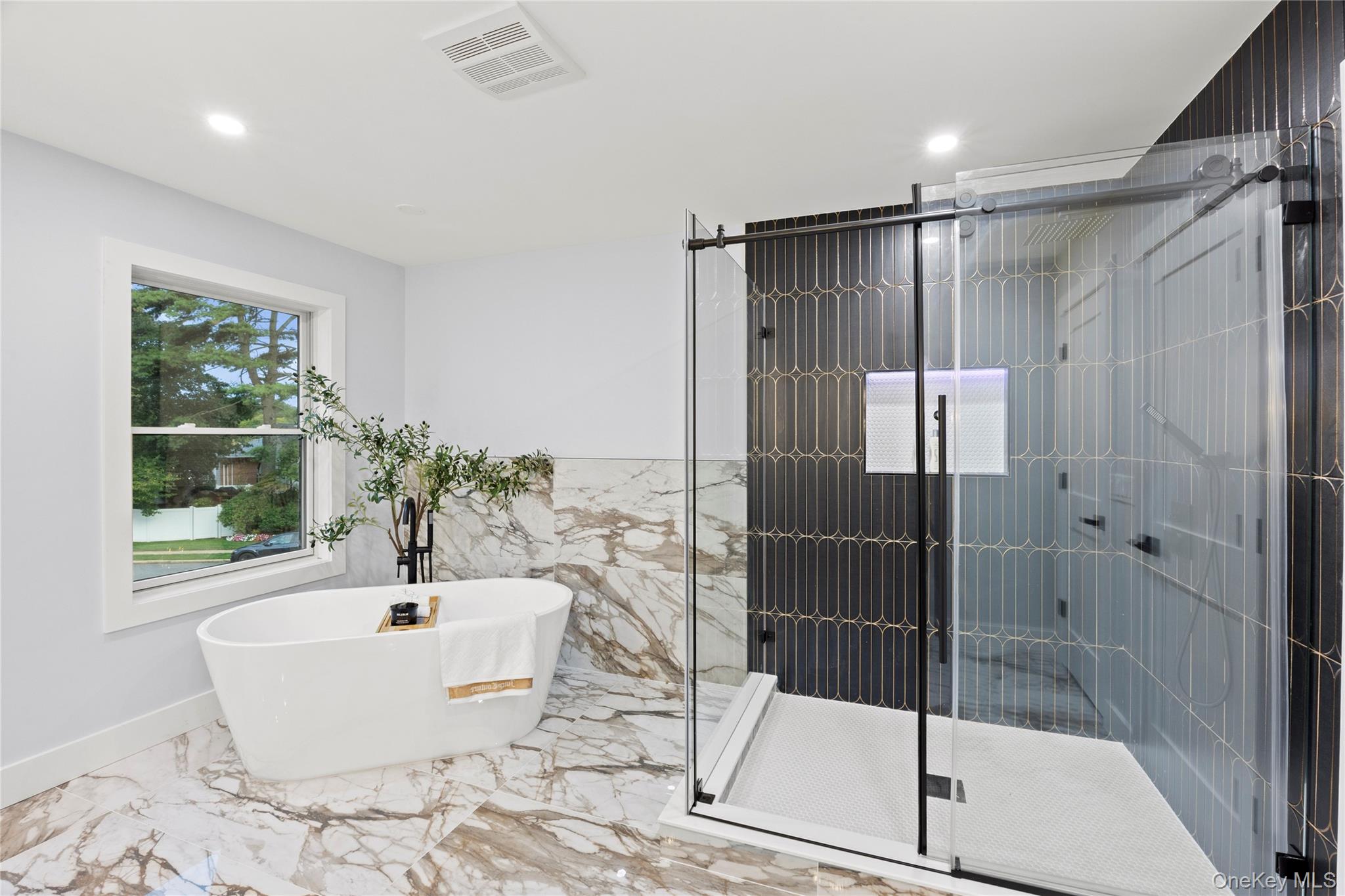 712 Bach Court Property Photo 32