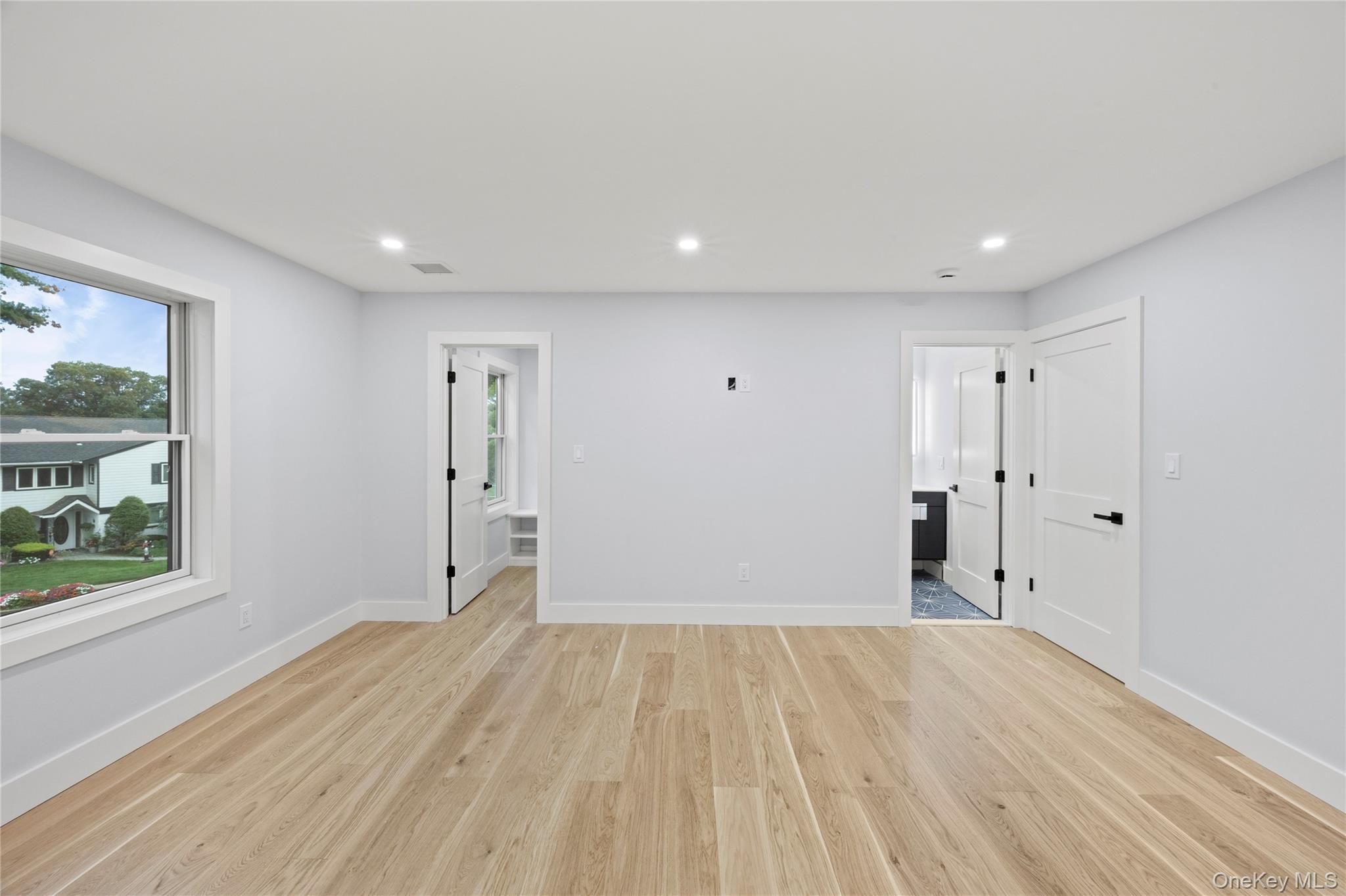712 Bach Court Property Photo 34