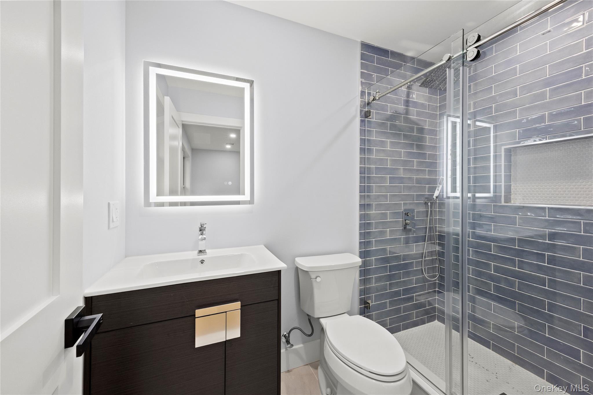 712 Bach Court Property Photo 37
