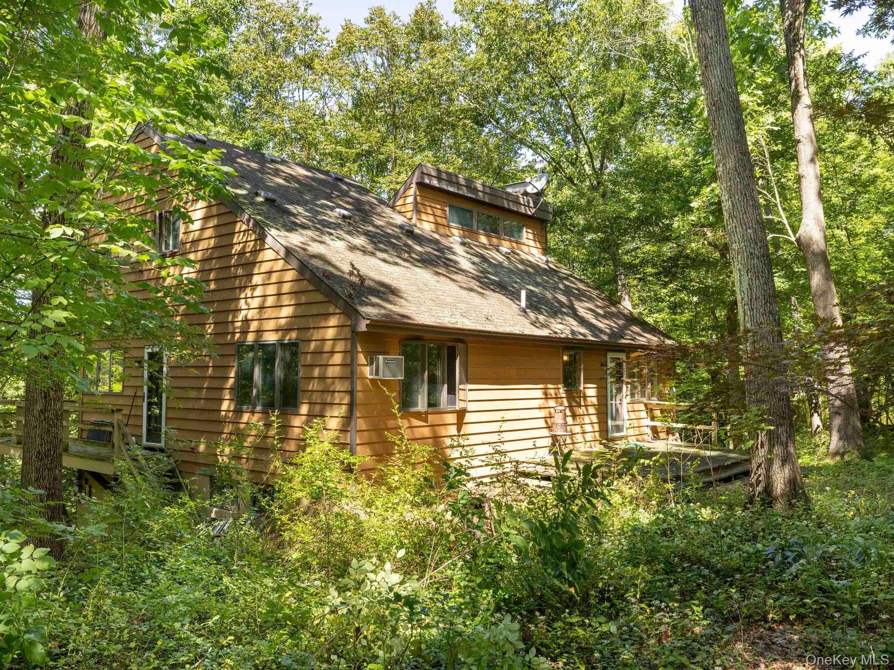 9 Watch Hill Road Property Photo 1